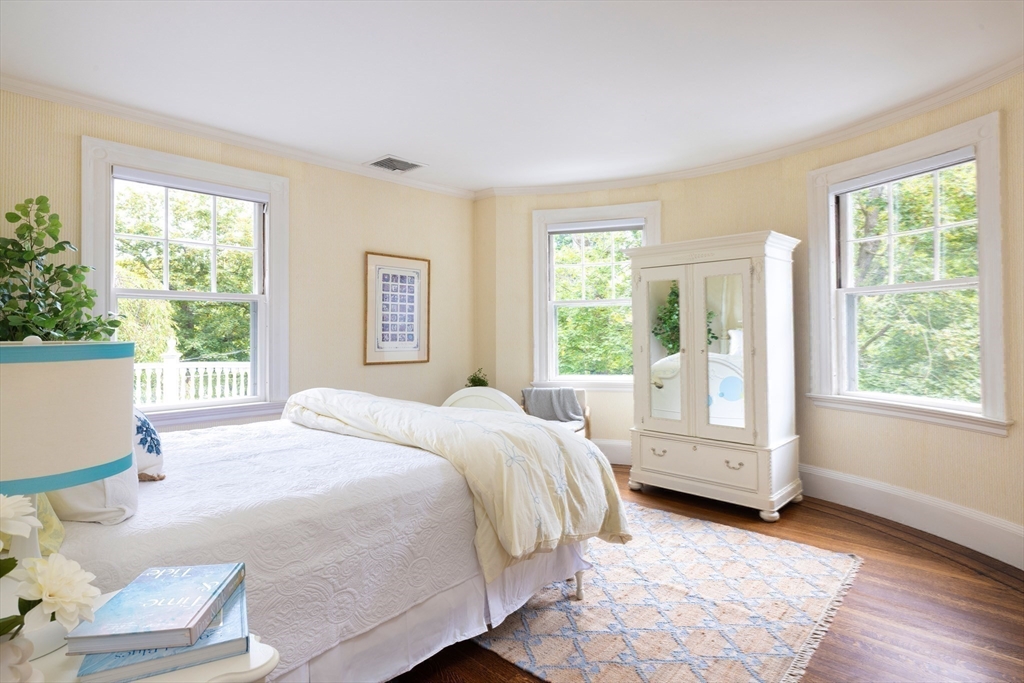 59 Hyde Ave