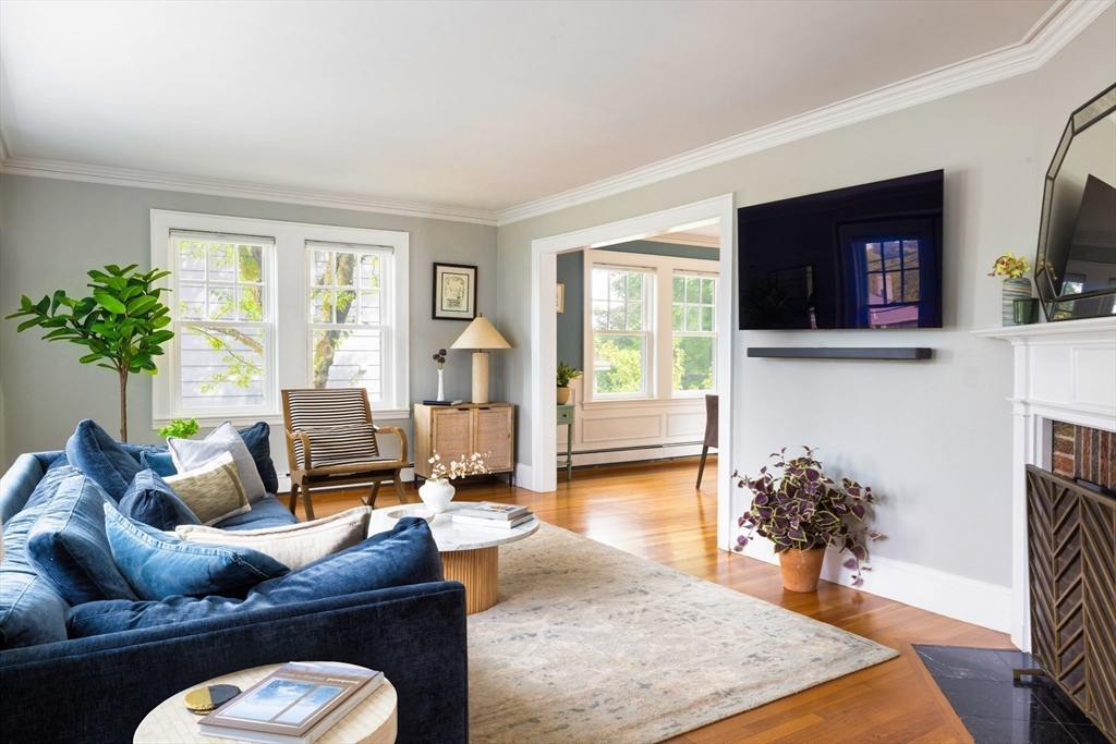 18 Wolcott Rd