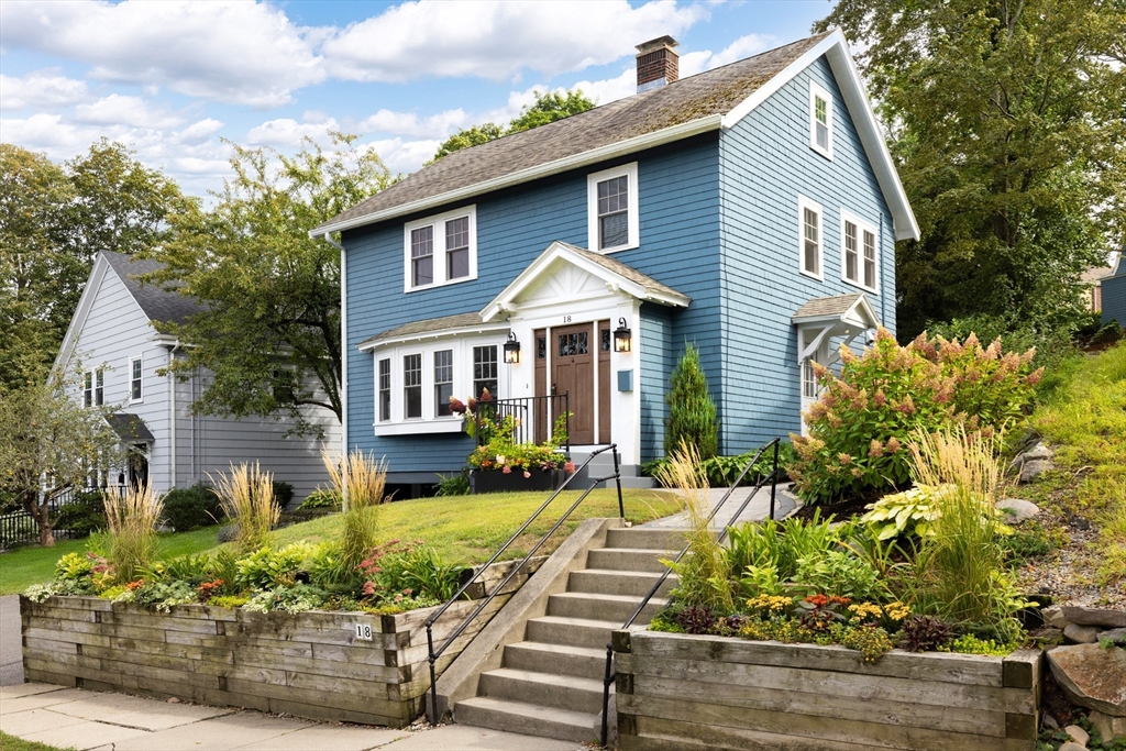 18 Wolcott Rd