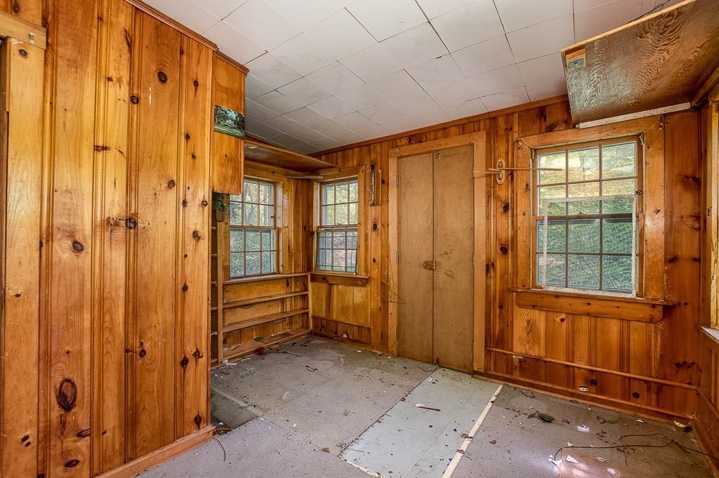 33 Morey Rd