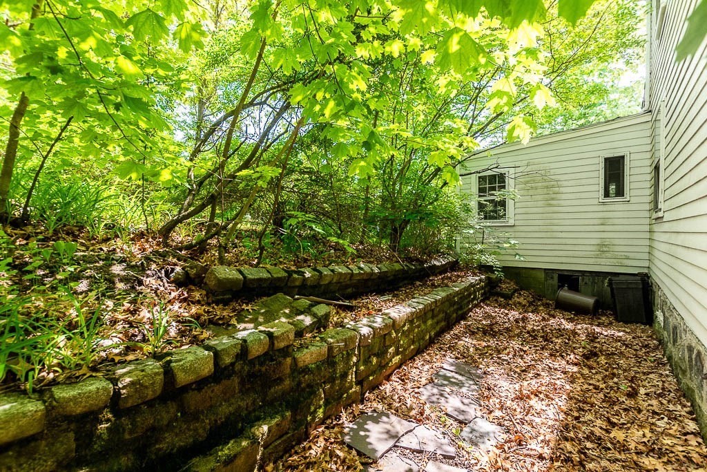 33 Morey Rd