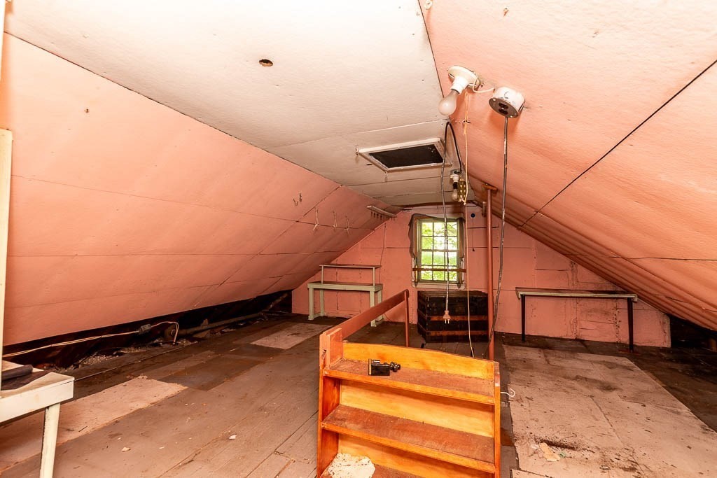 33 Morey Rd