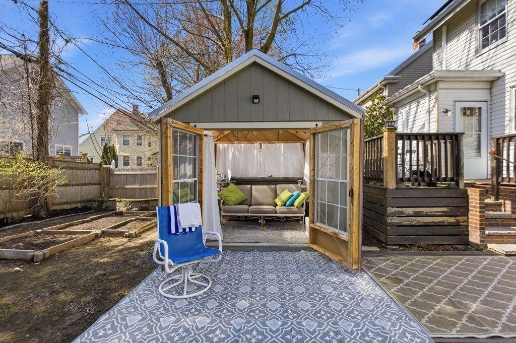 188 Maple St