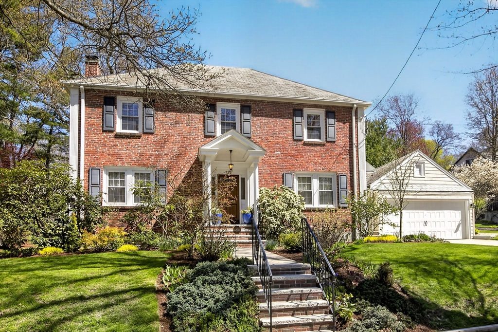 152 Beverly Rd