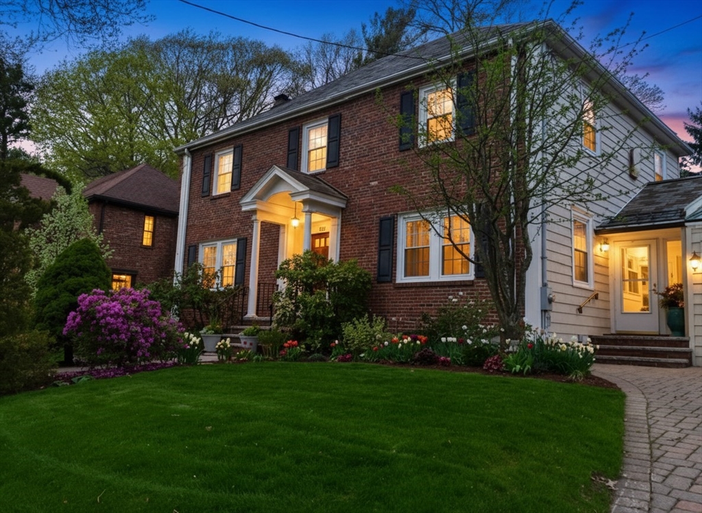 152 Beverly Rd