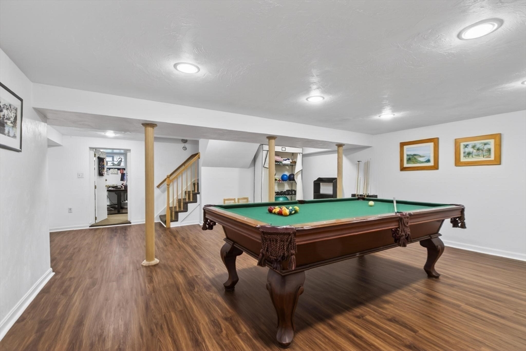 152 Beverly Rd