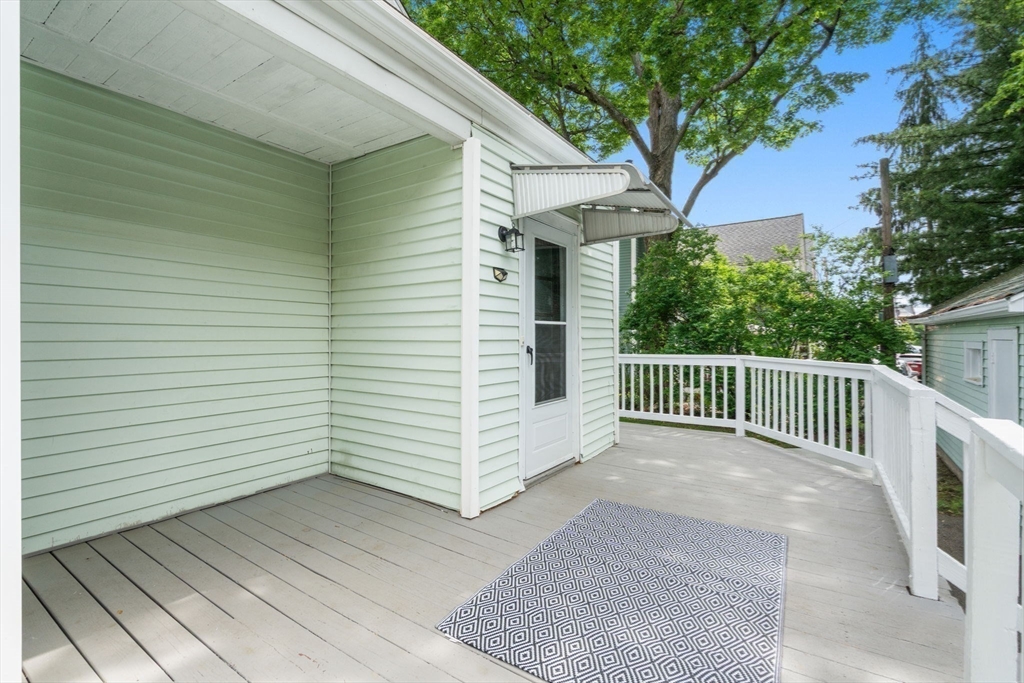 68 Brooks Ave