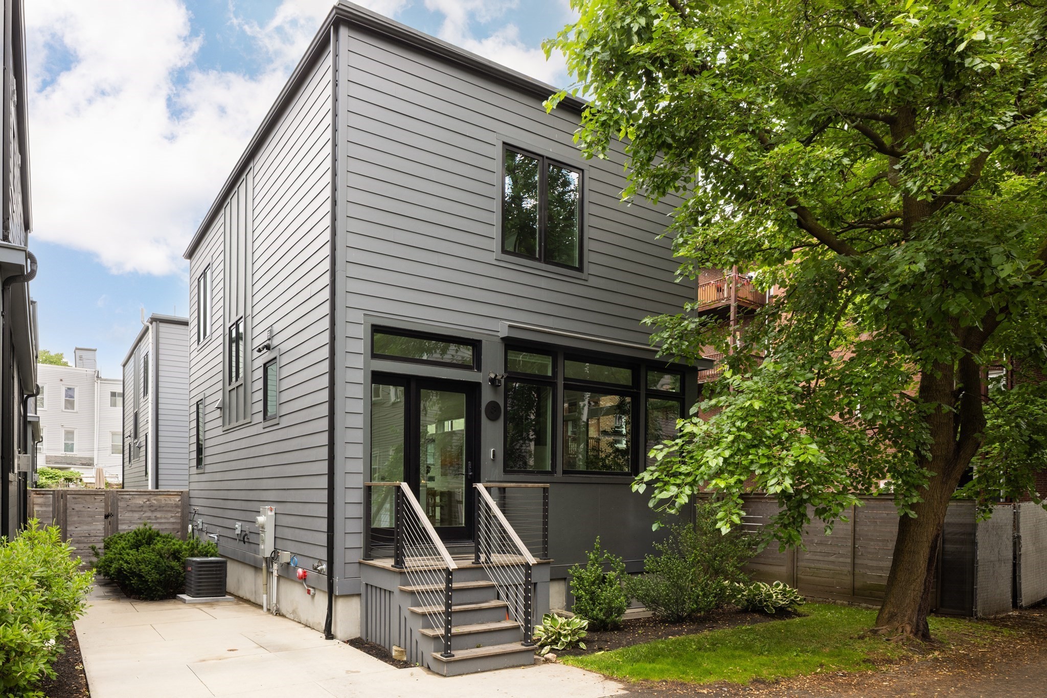 8 Richardson St # 8