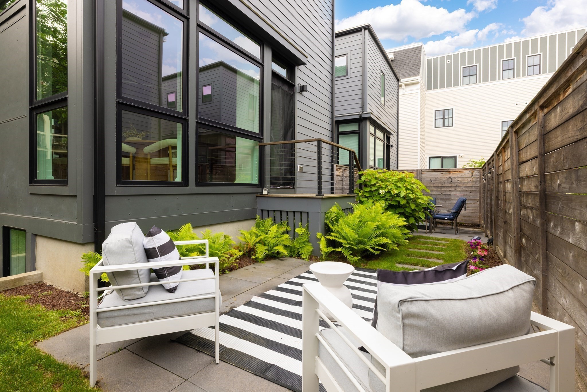 8 Richardson St # 8