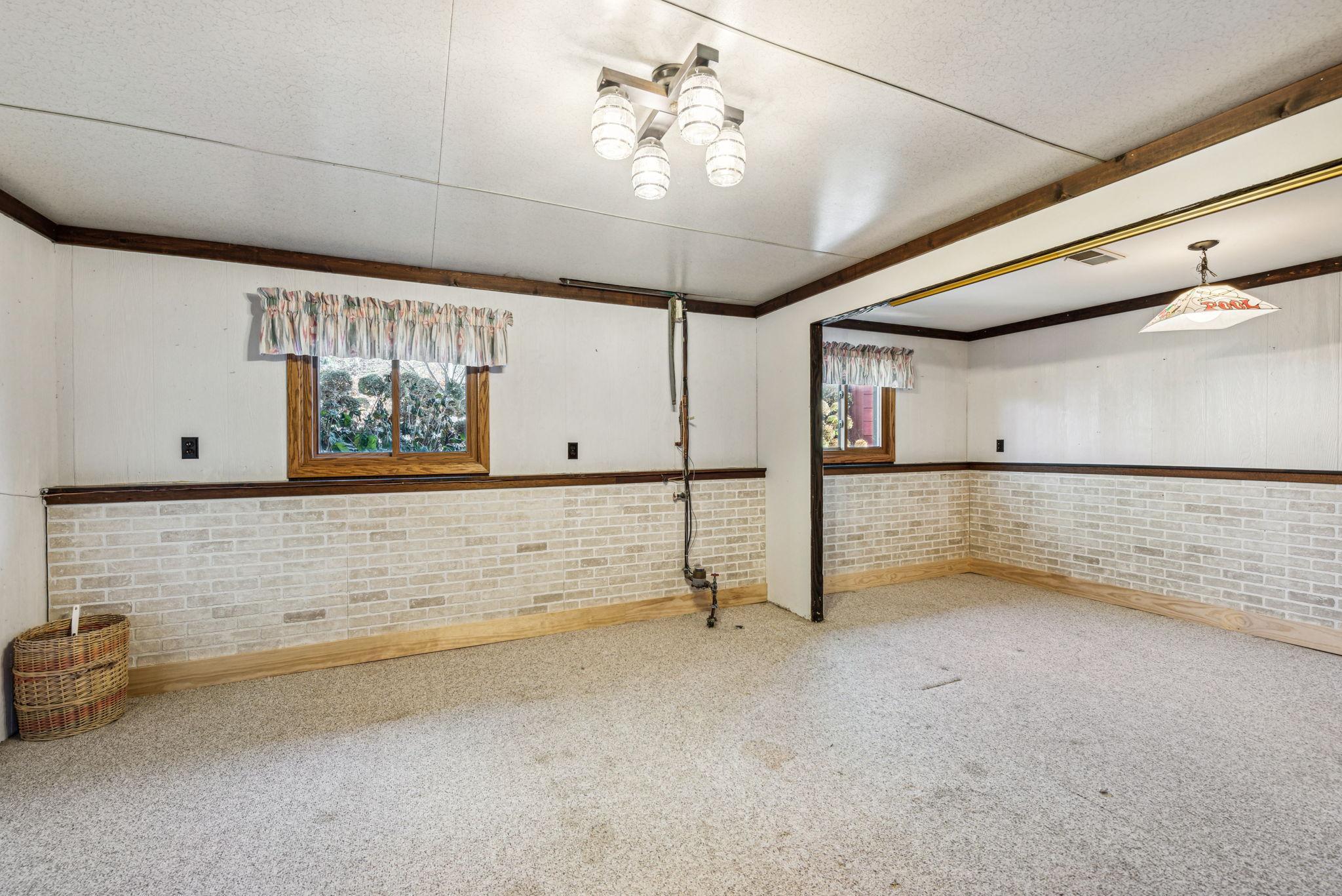 15001 Charlston Avenue W