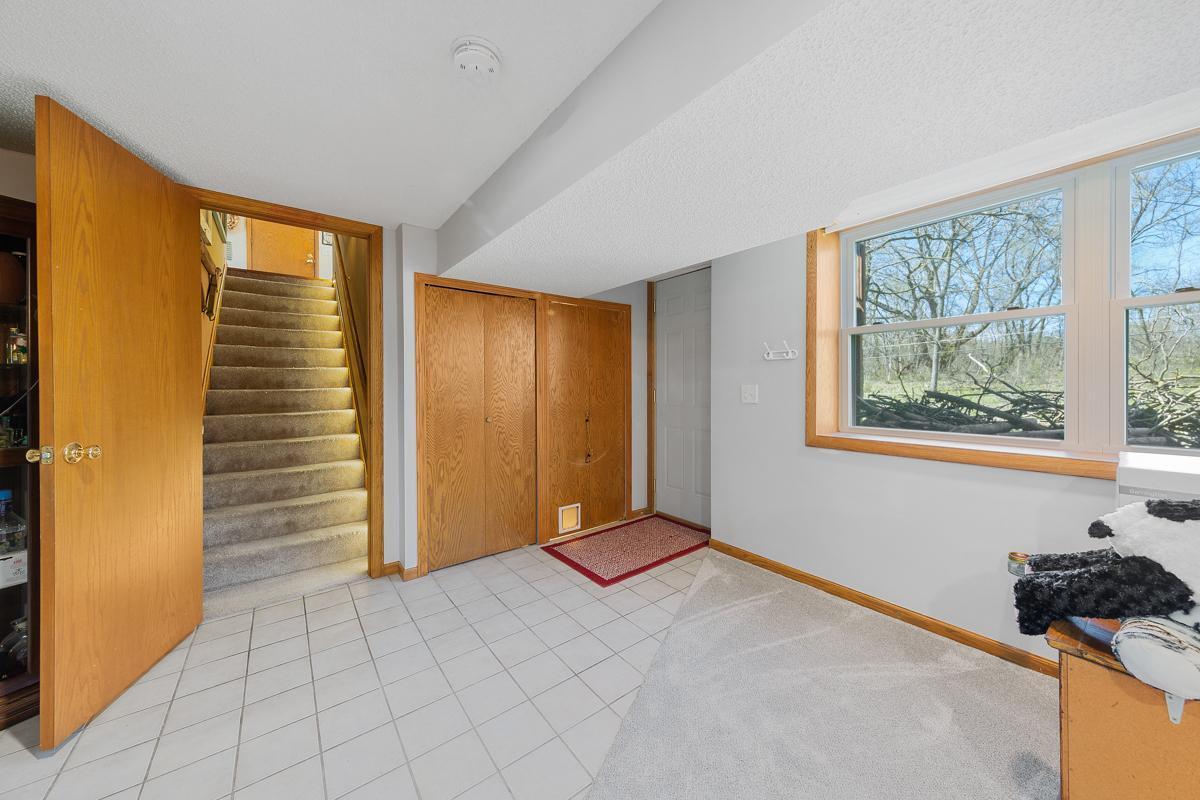 13816 Thomas Avenue S