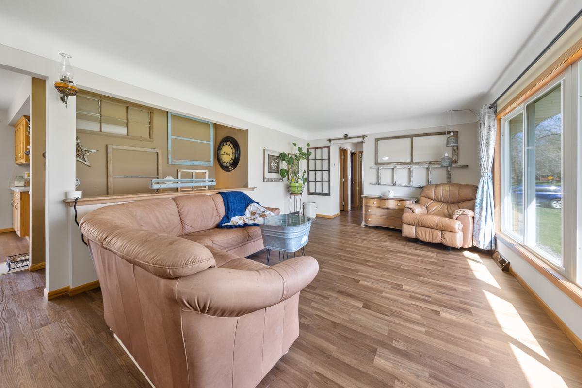 13816 Thomas Avenue S