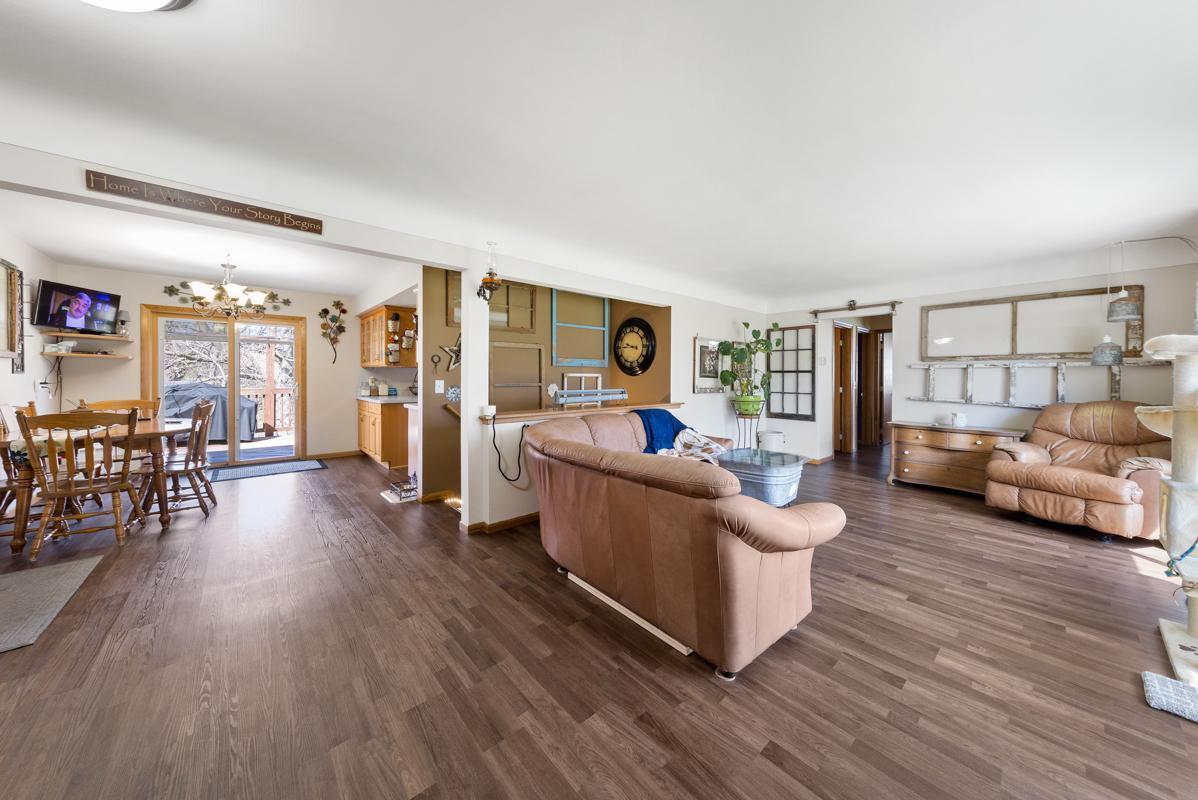 13816 Thomas Avenue S