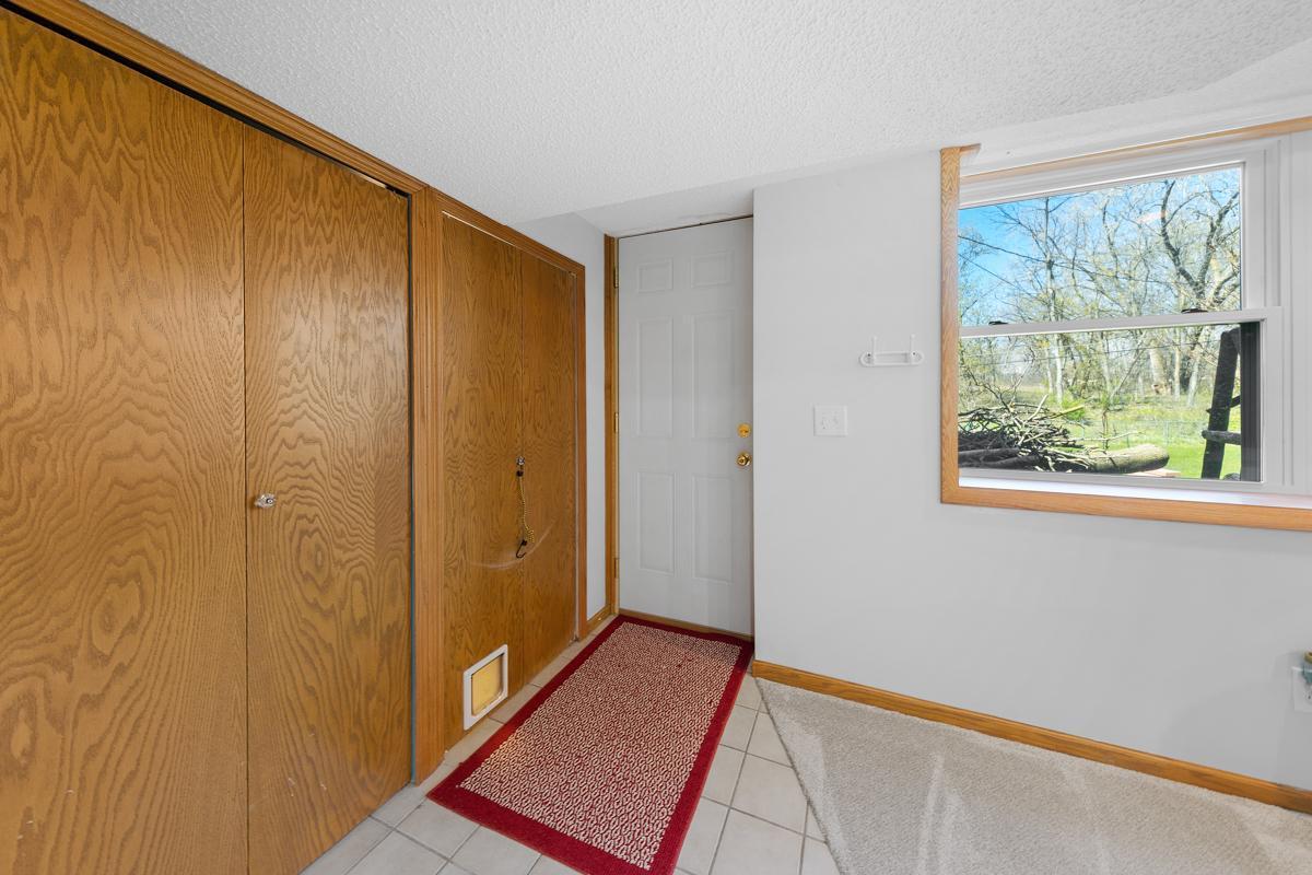 13816 Thomas Avenue S