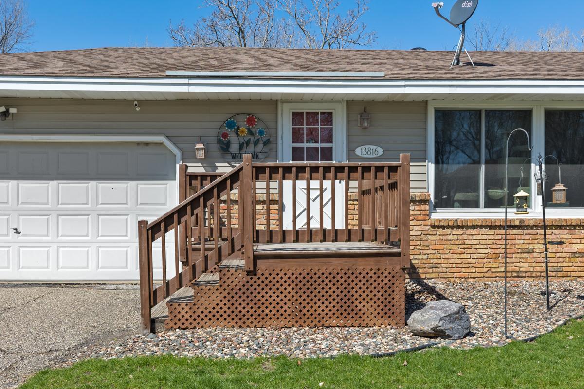 13816 Thomas Avenue S