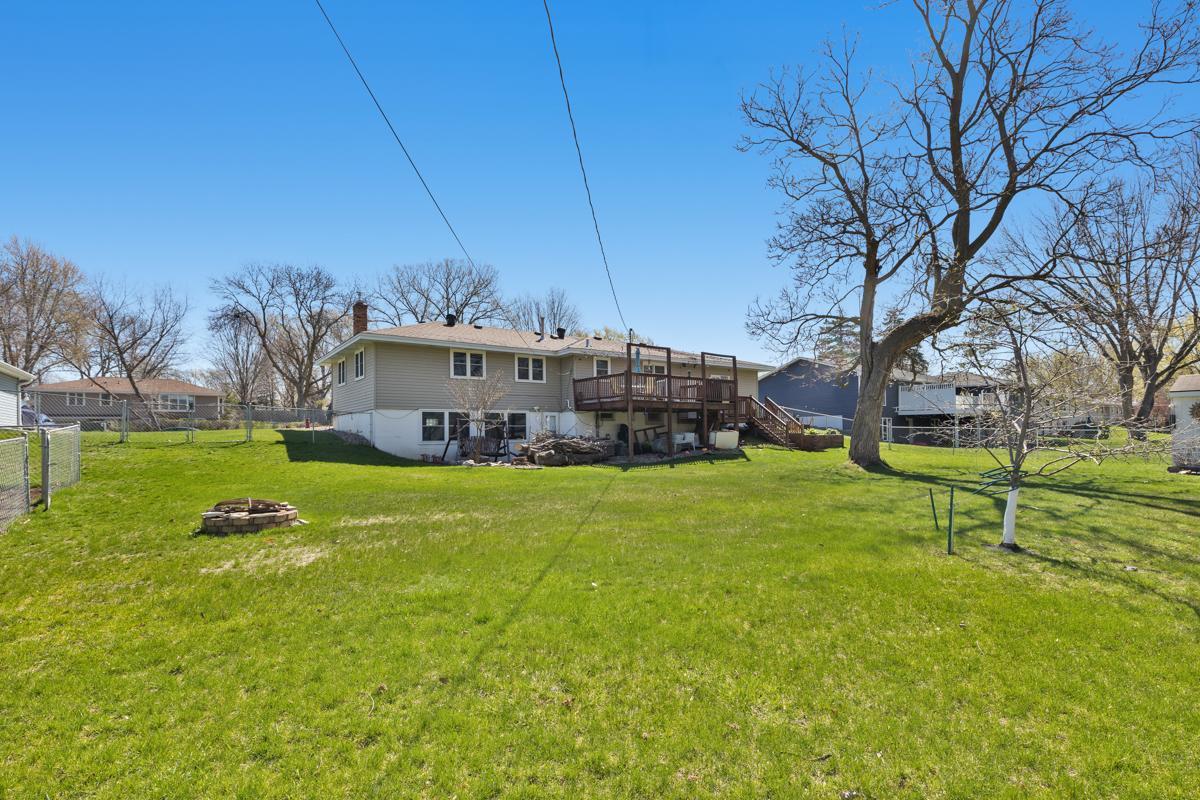 13816 Thomas Avenue S