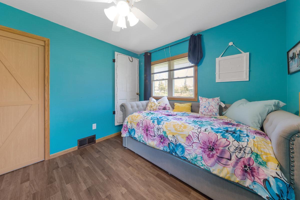 13816 Thomas Avenue S