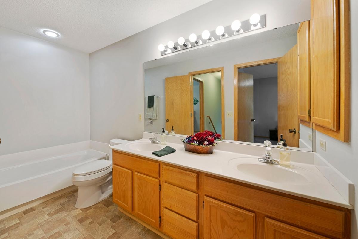 15317 Greenhaven Lane Unit: 106