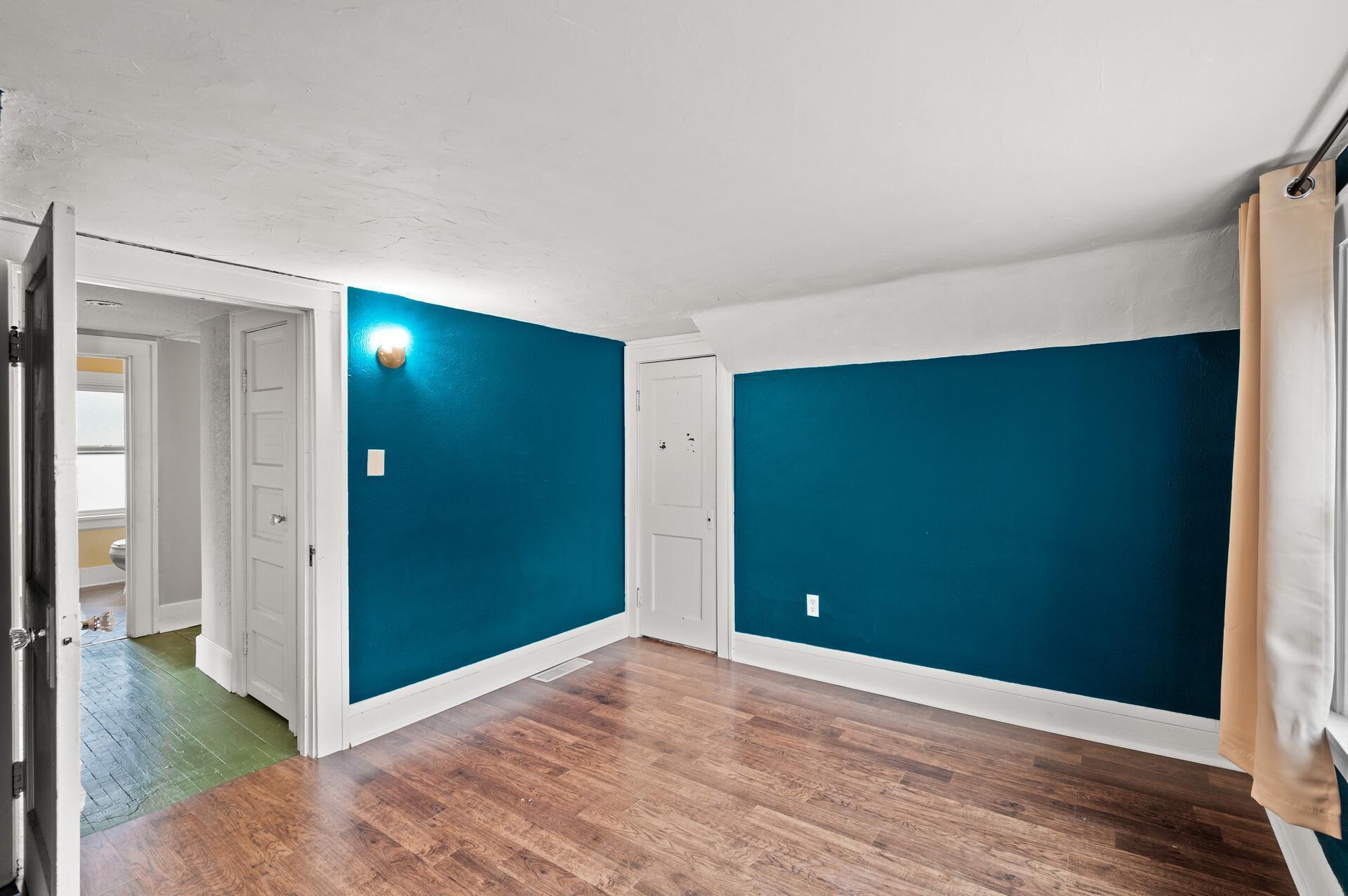 1394 Furness Parkway