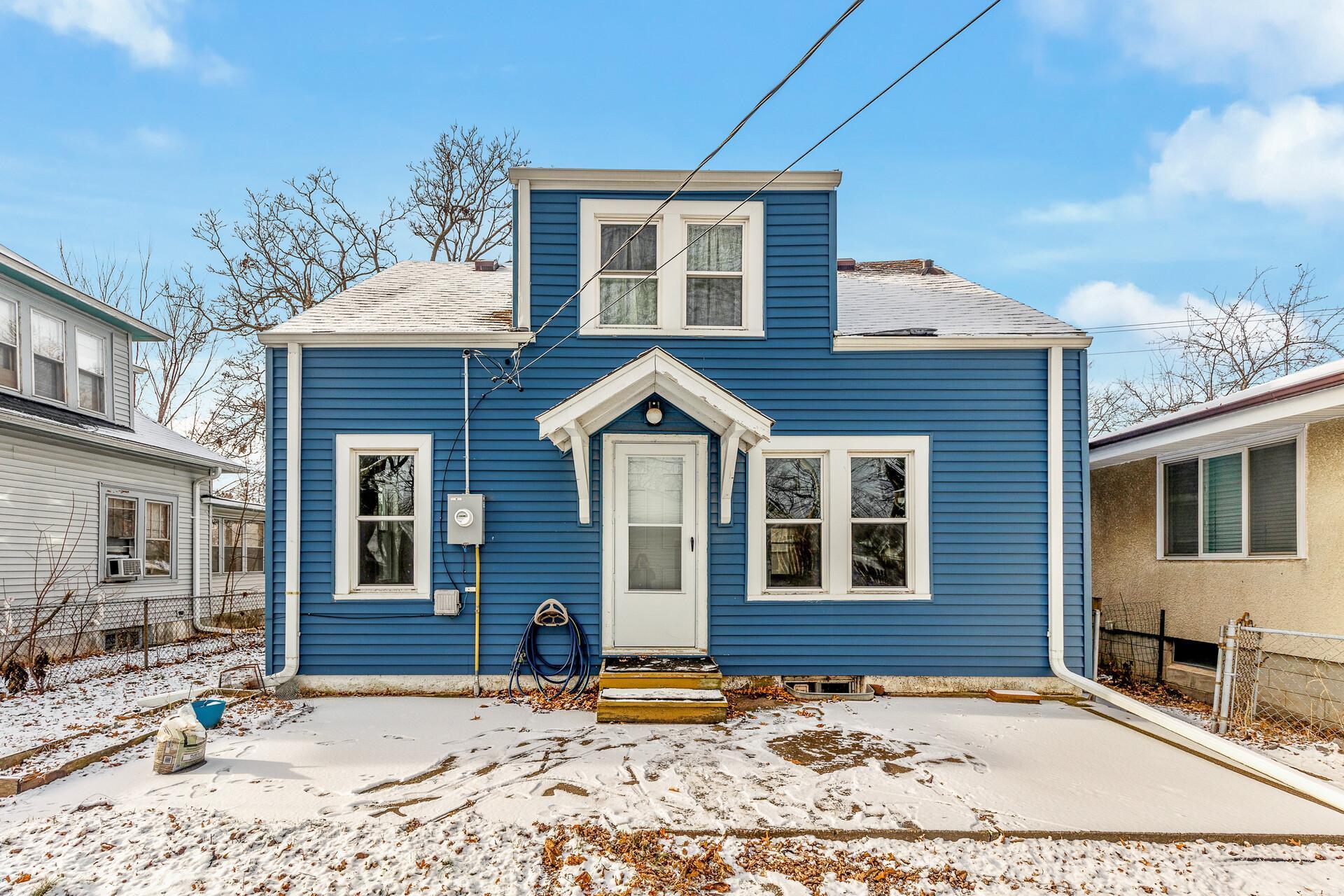 1394 Furness Parkway