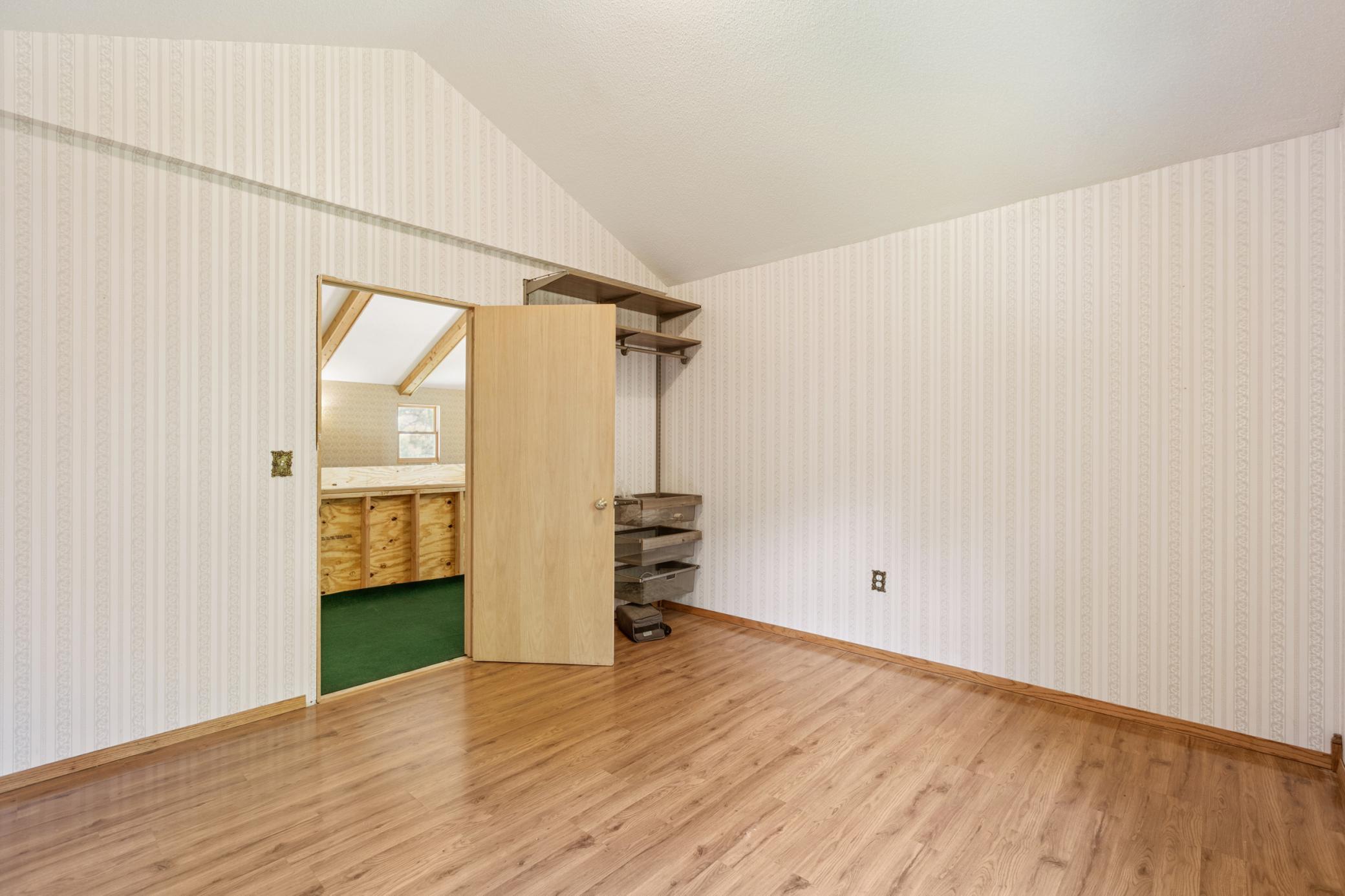 9104 Rachel Shores SW