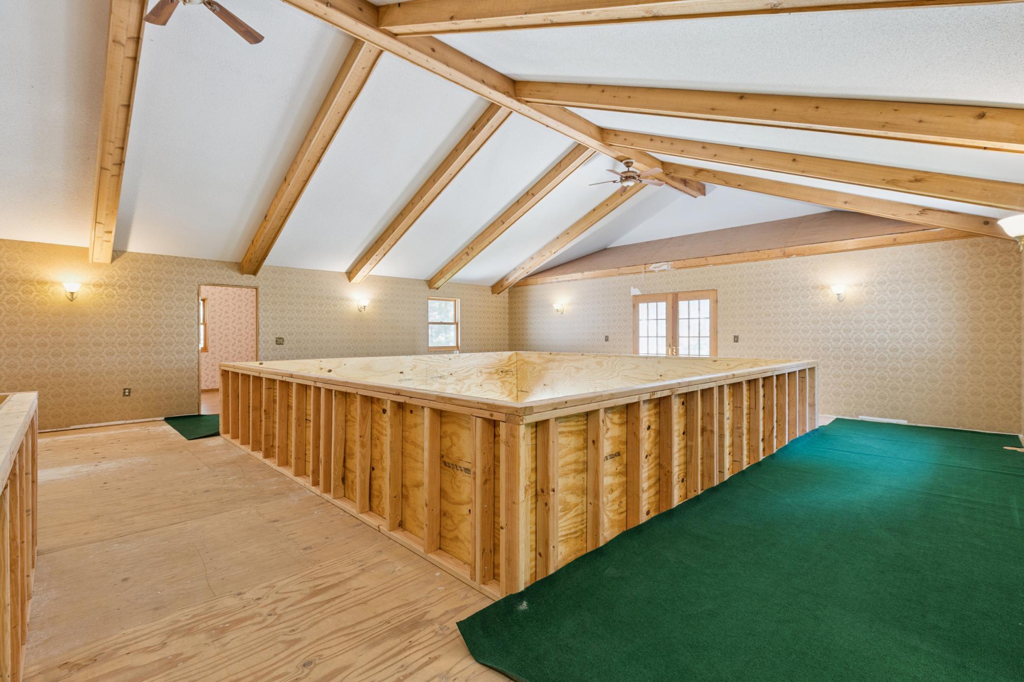 9104 Rachel Shores SW