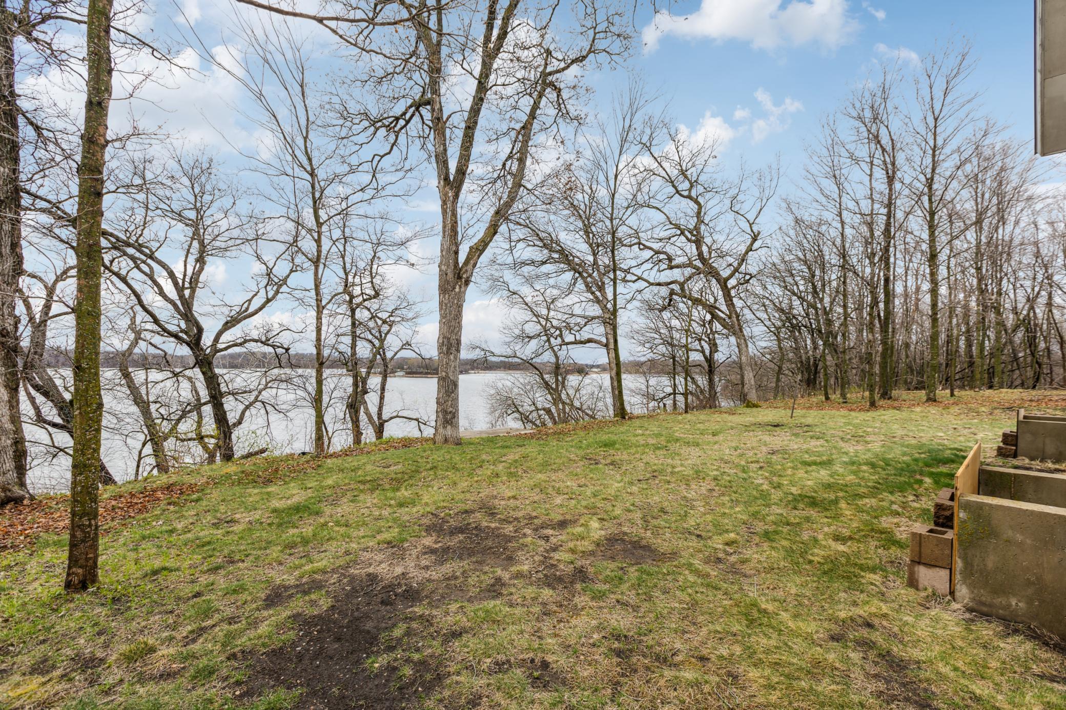 9104 Rachel Shores SW