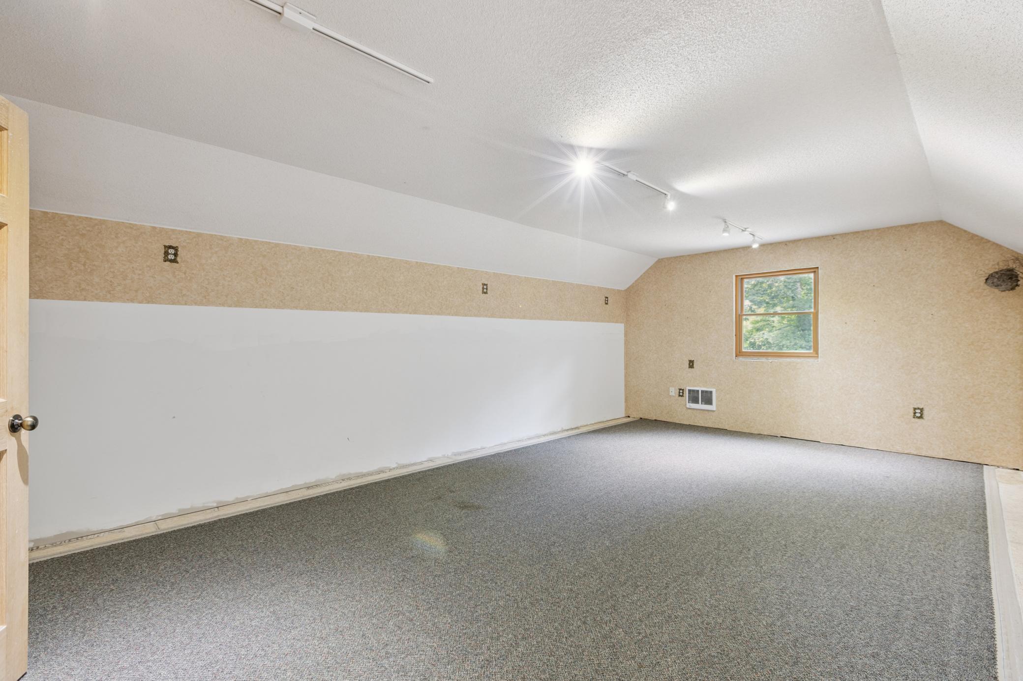 9104 Rachel Shores SW