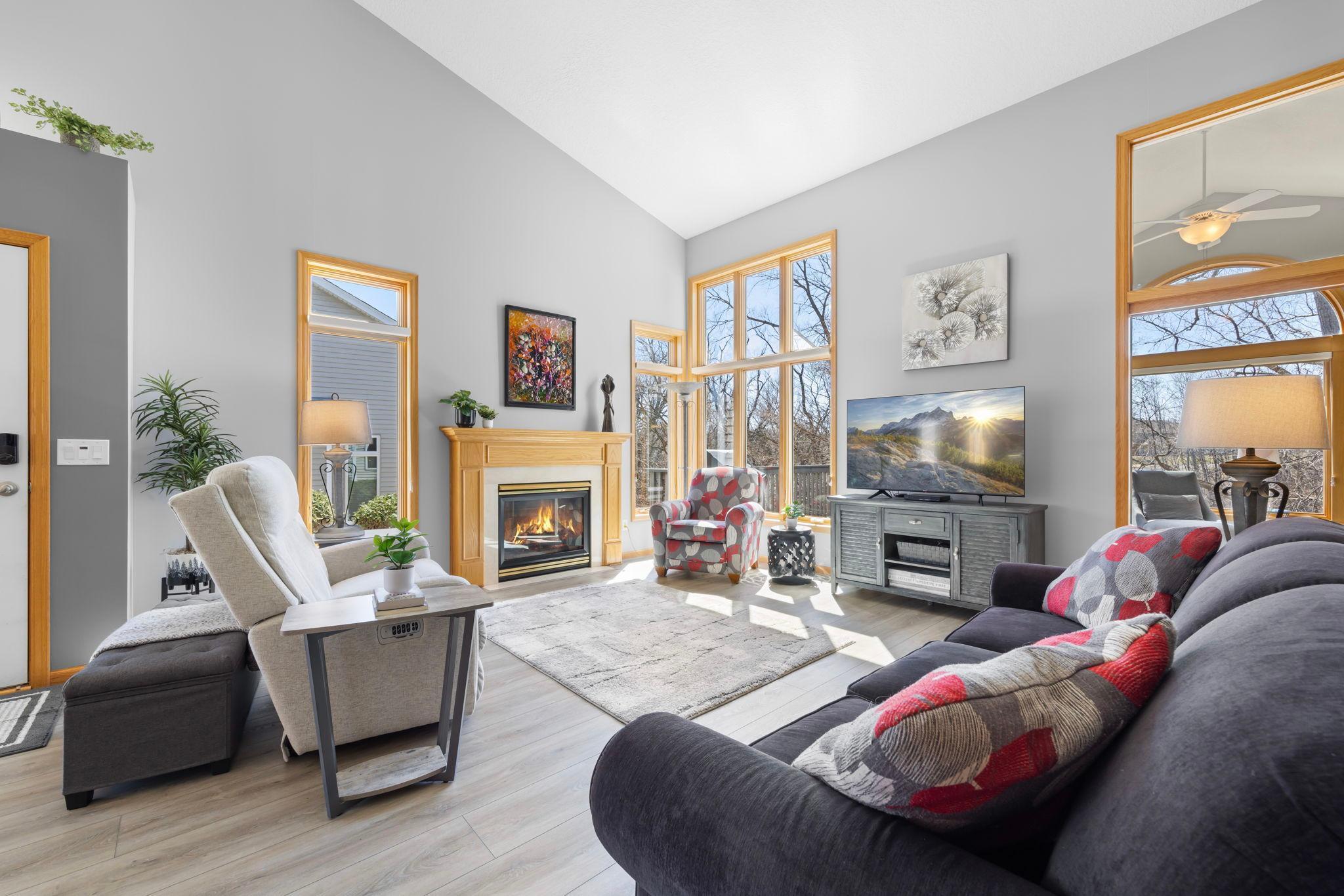 7265 Lake Ridge Drive