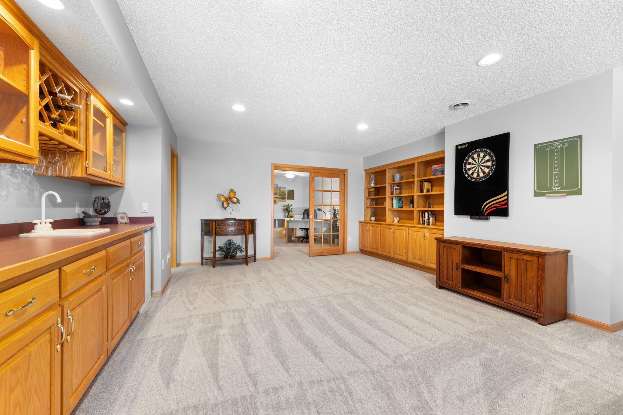 7265 Lake Ridge Drive