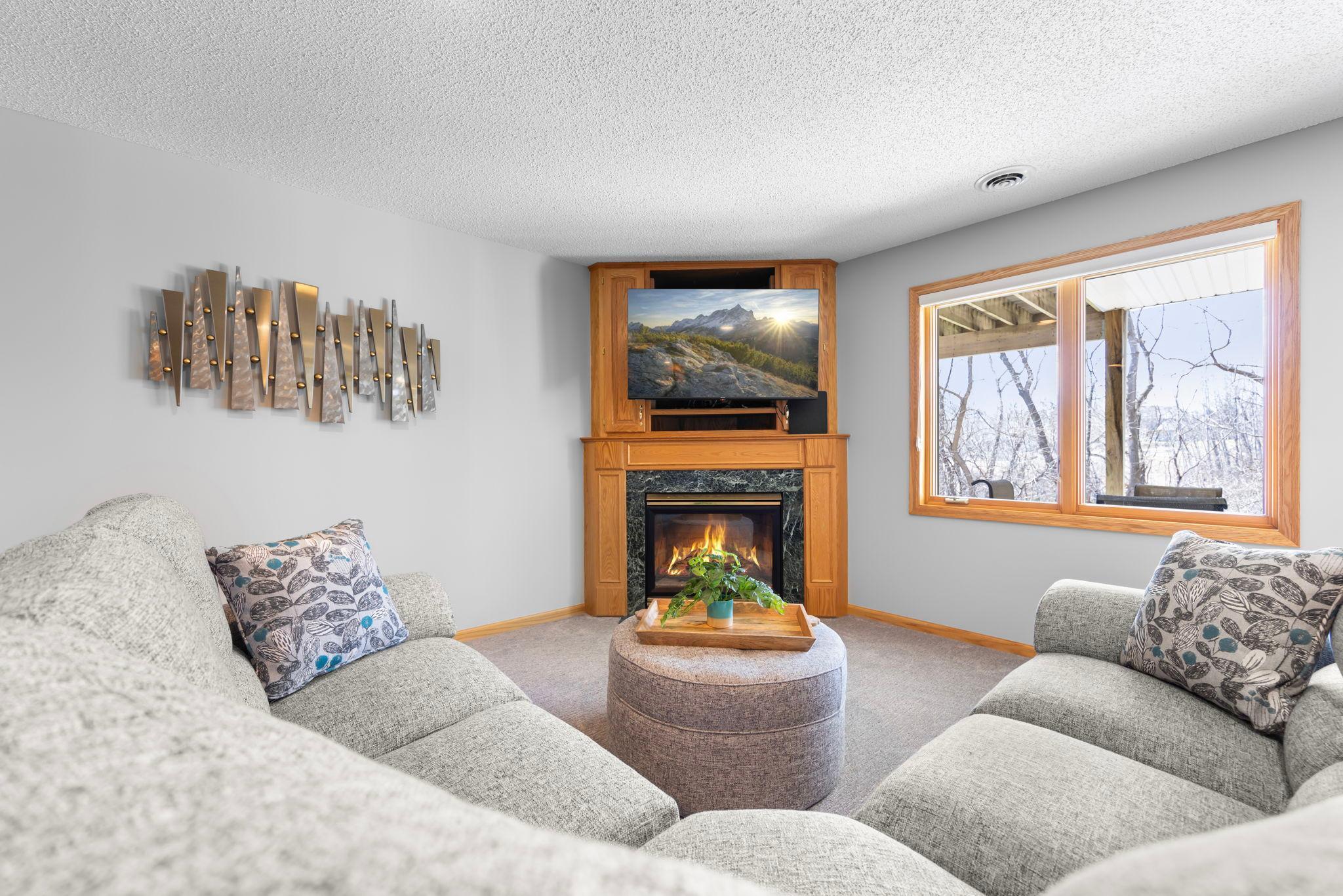 7265 Lake Ridge Drive