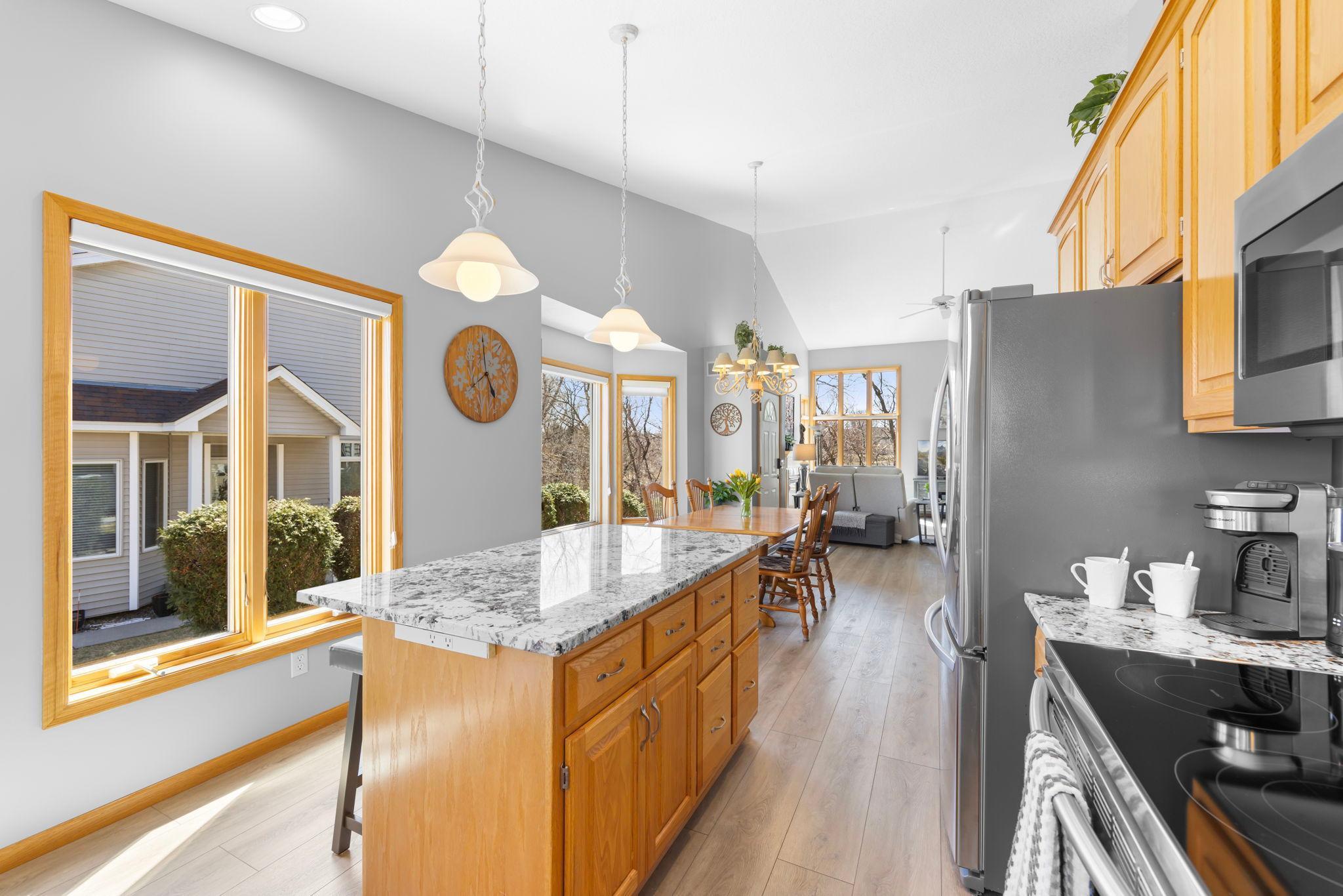 7265 Lake Ridge Drive