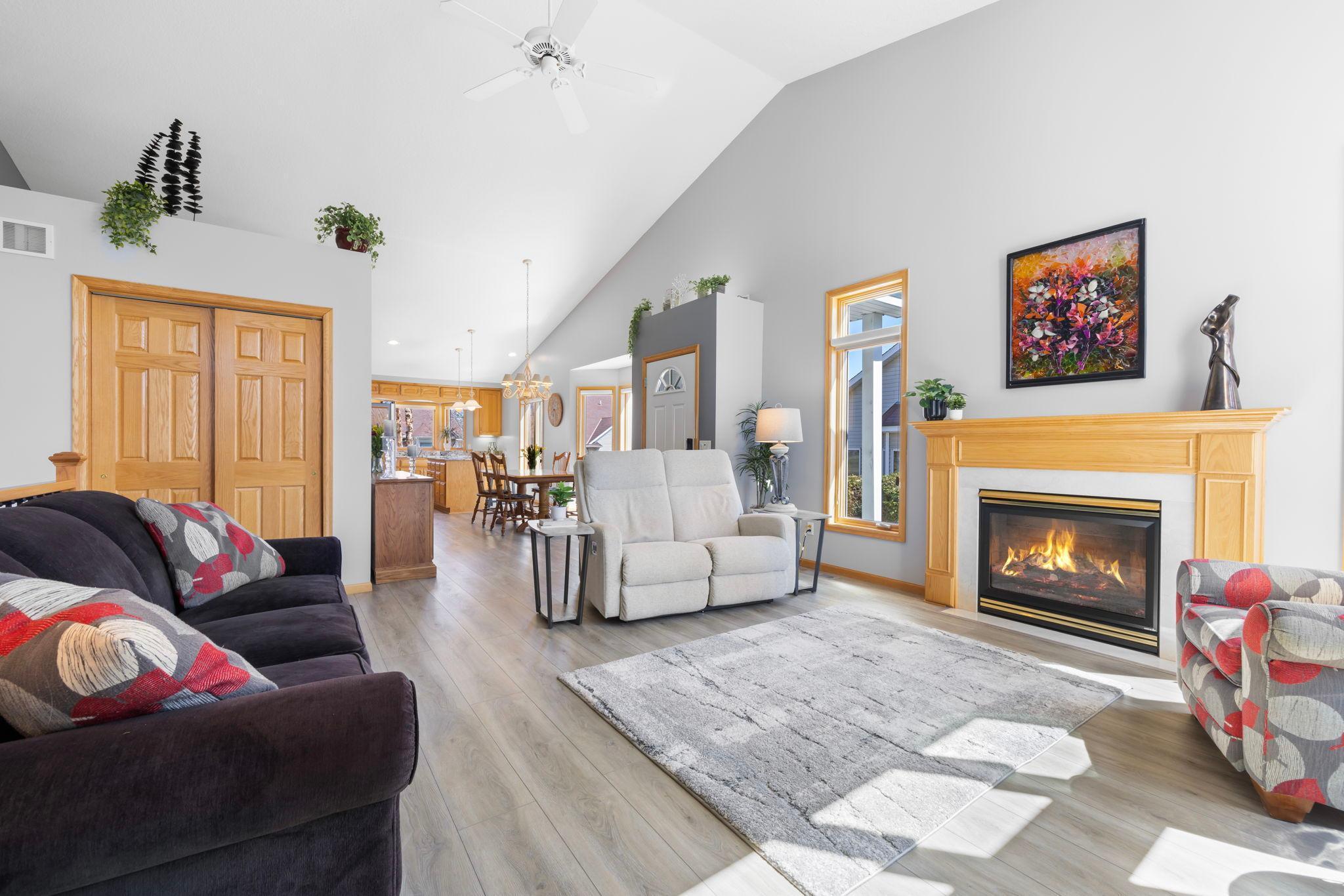 7265 Lake Ridge Drive