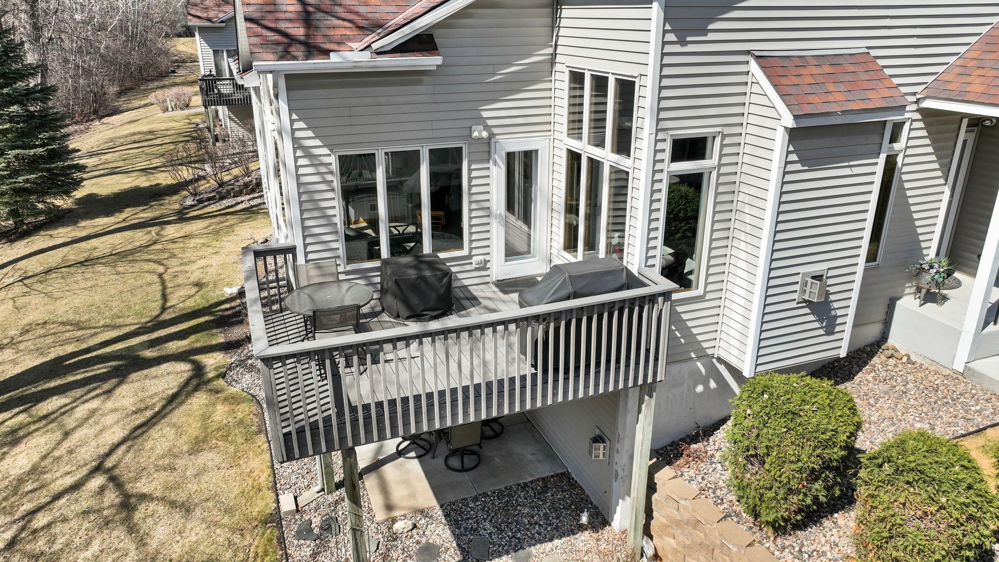 7265 Lake Ridge Drive