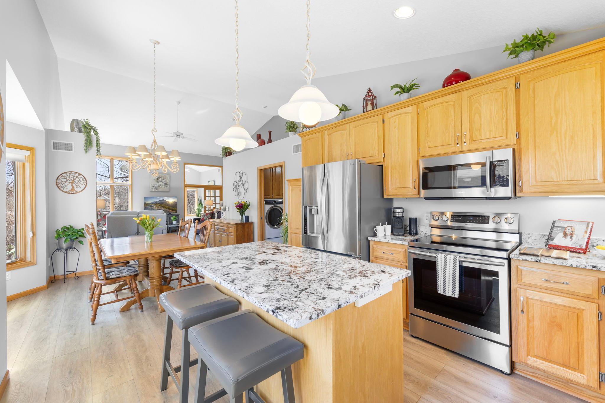 7265 Lake Ridge Drive