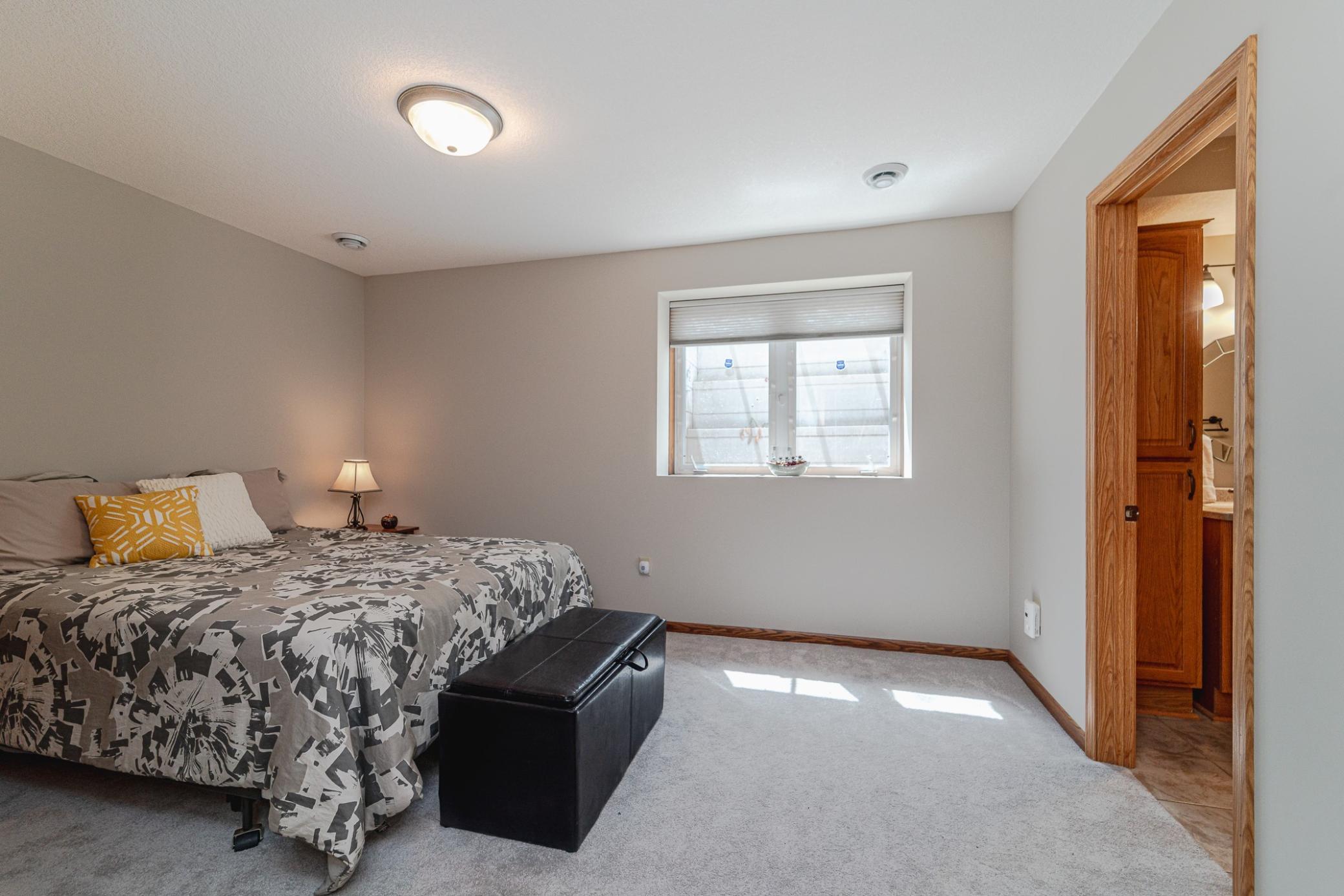 17081 Pheasant Meadow Lane SW