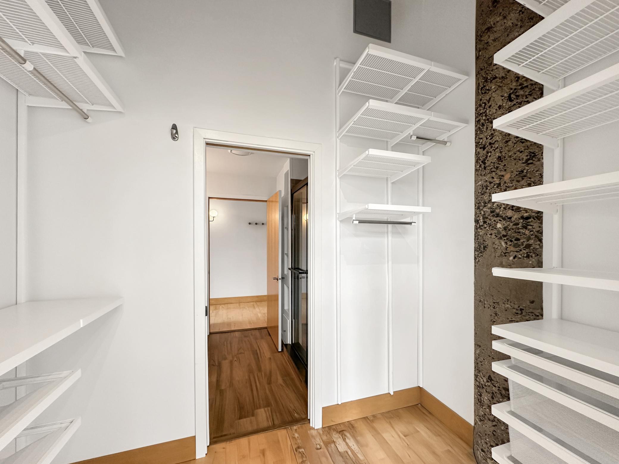 521 S 7th Street Unit: 416