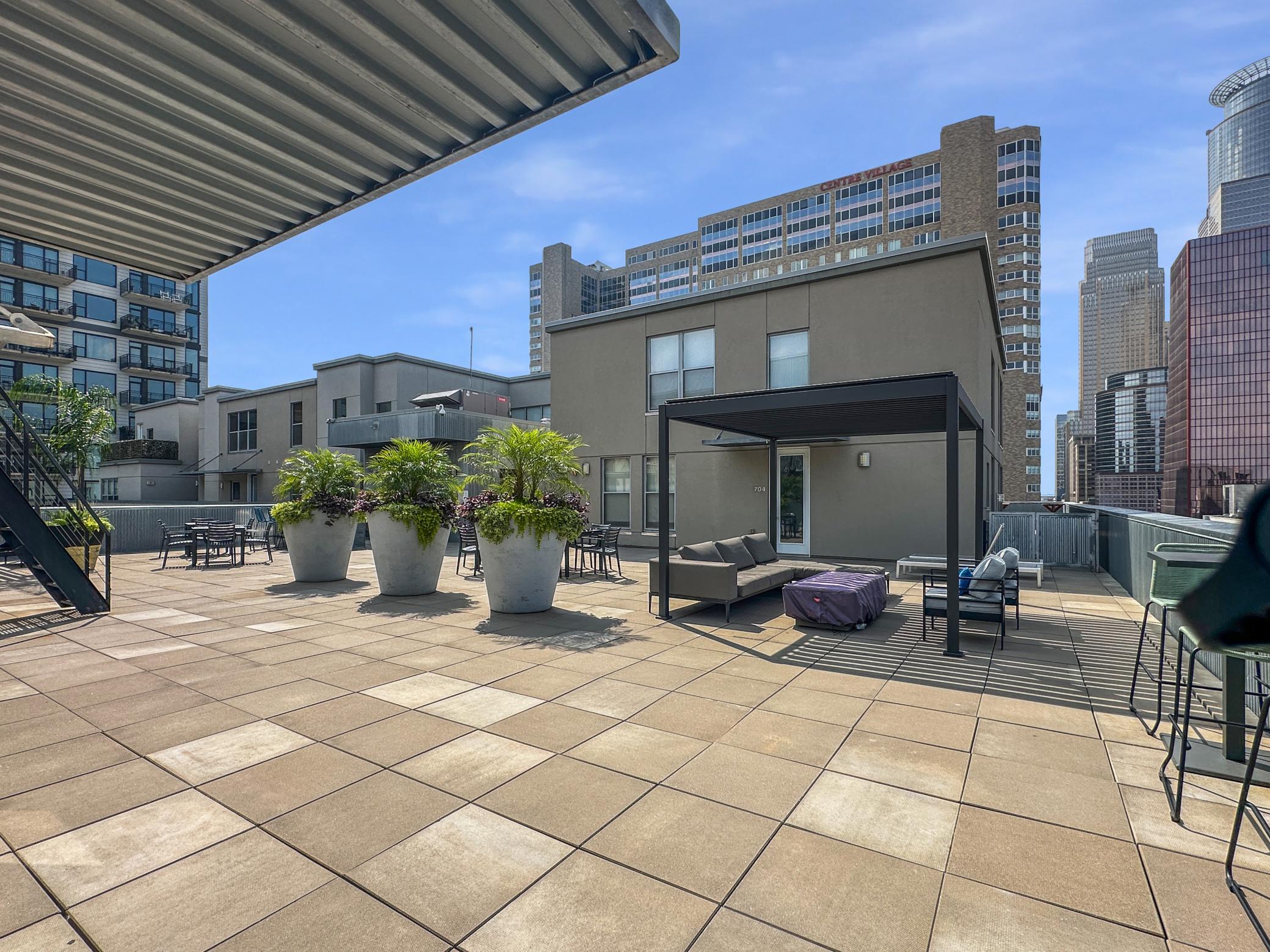 521 S 7th Street Unit: 416