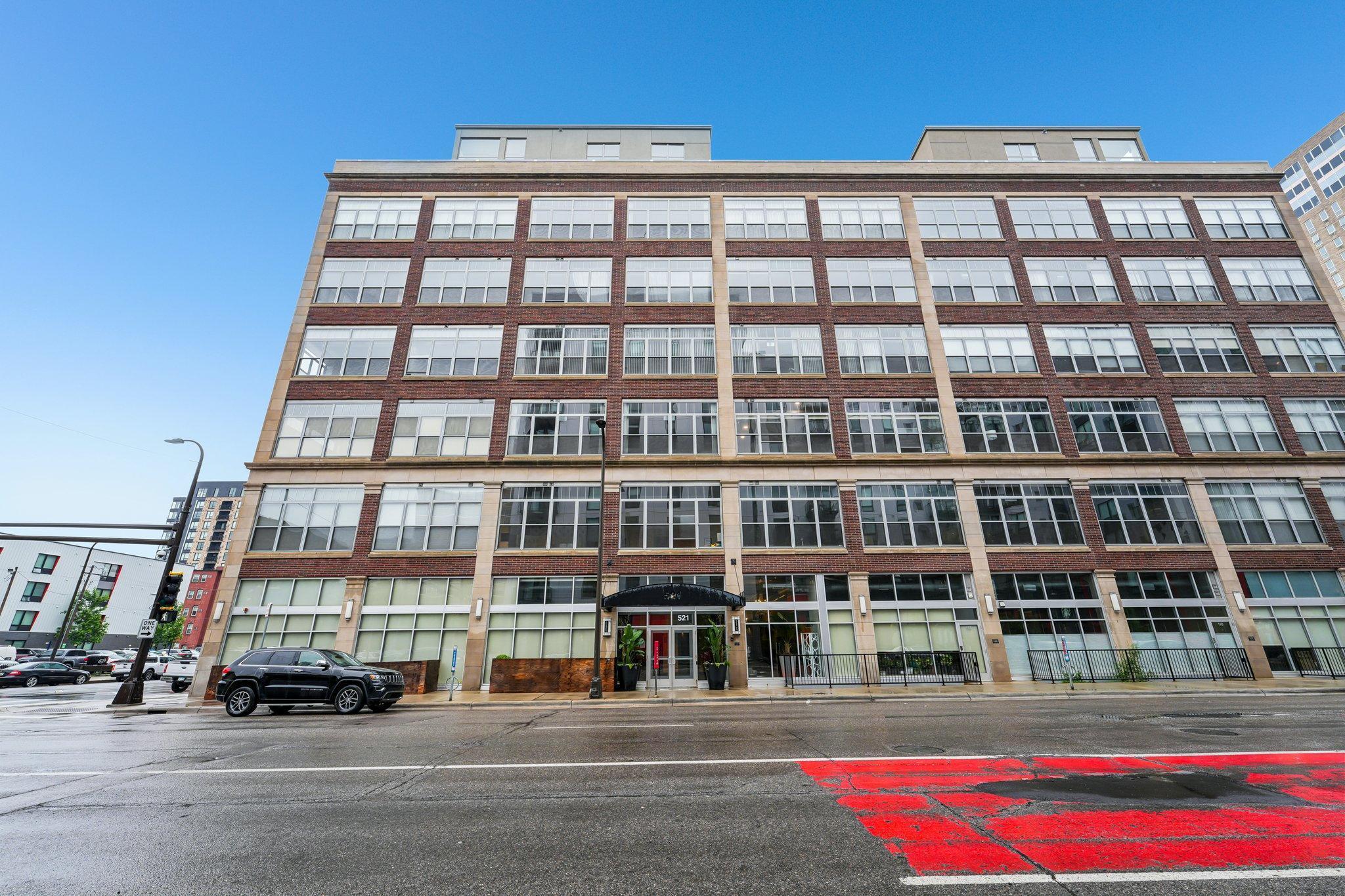 521 S 7th Street Unit: 416