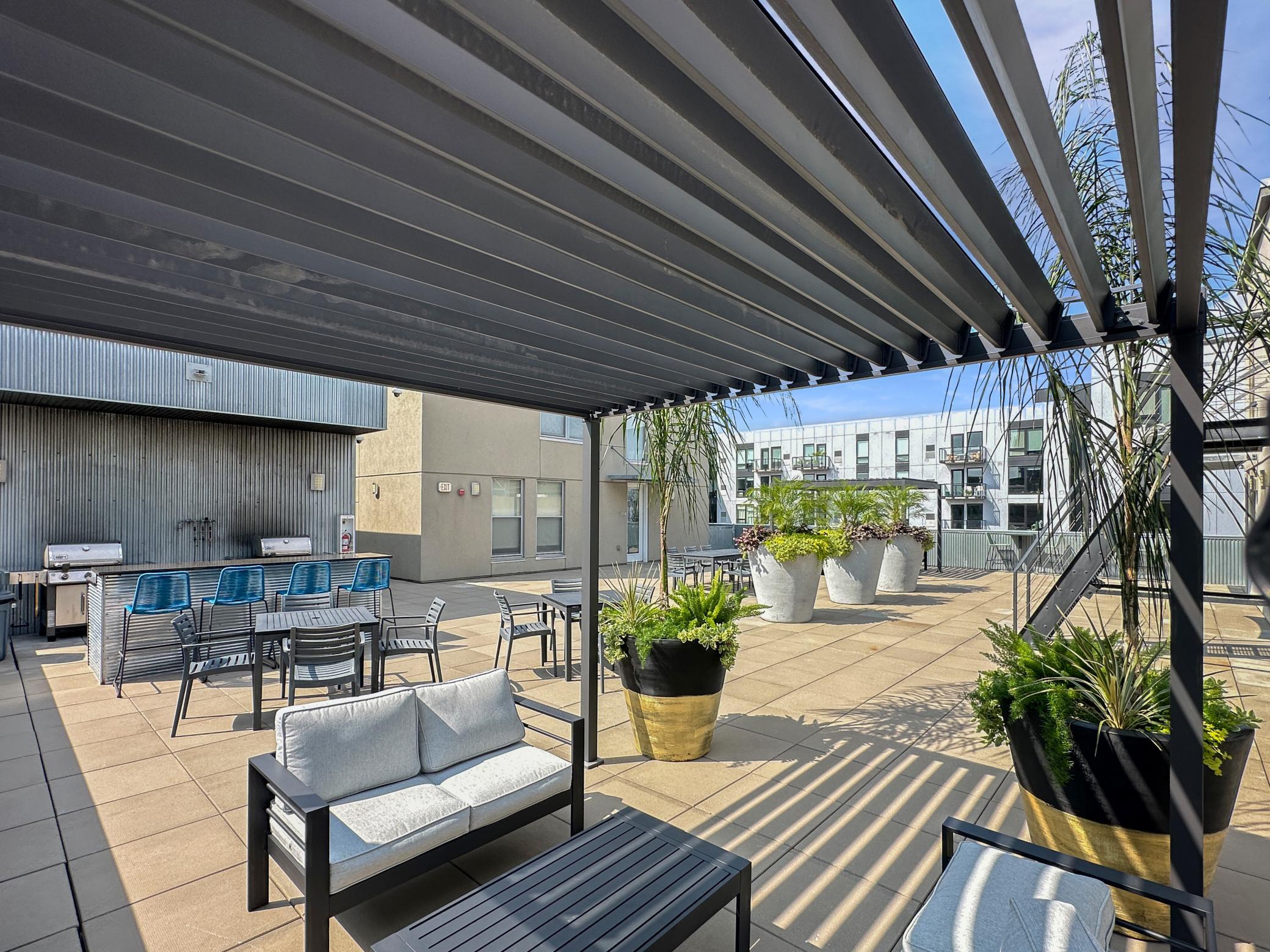 521 S 7th Street Unit: 416