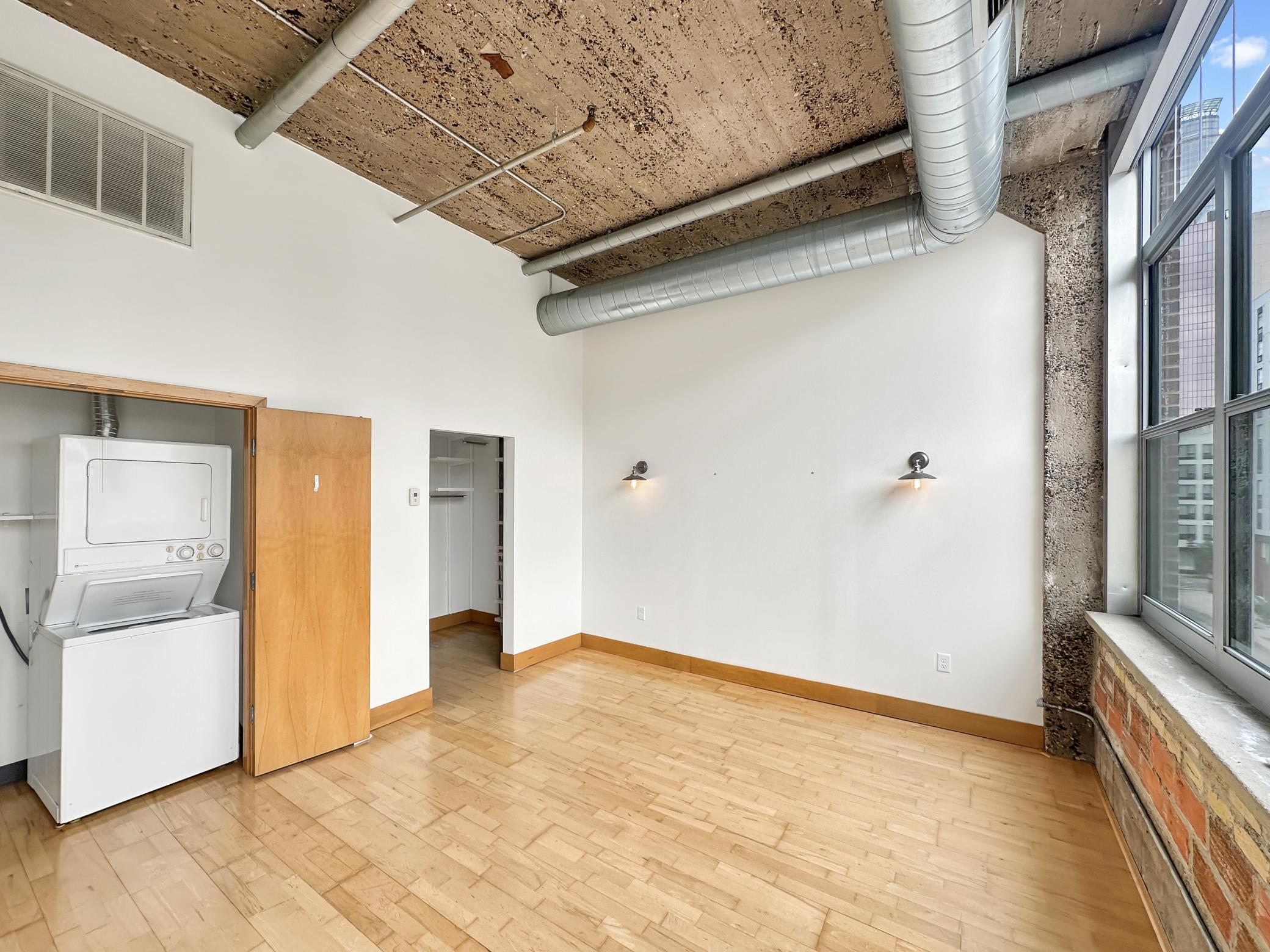 521 S 7th Street Unit: 416