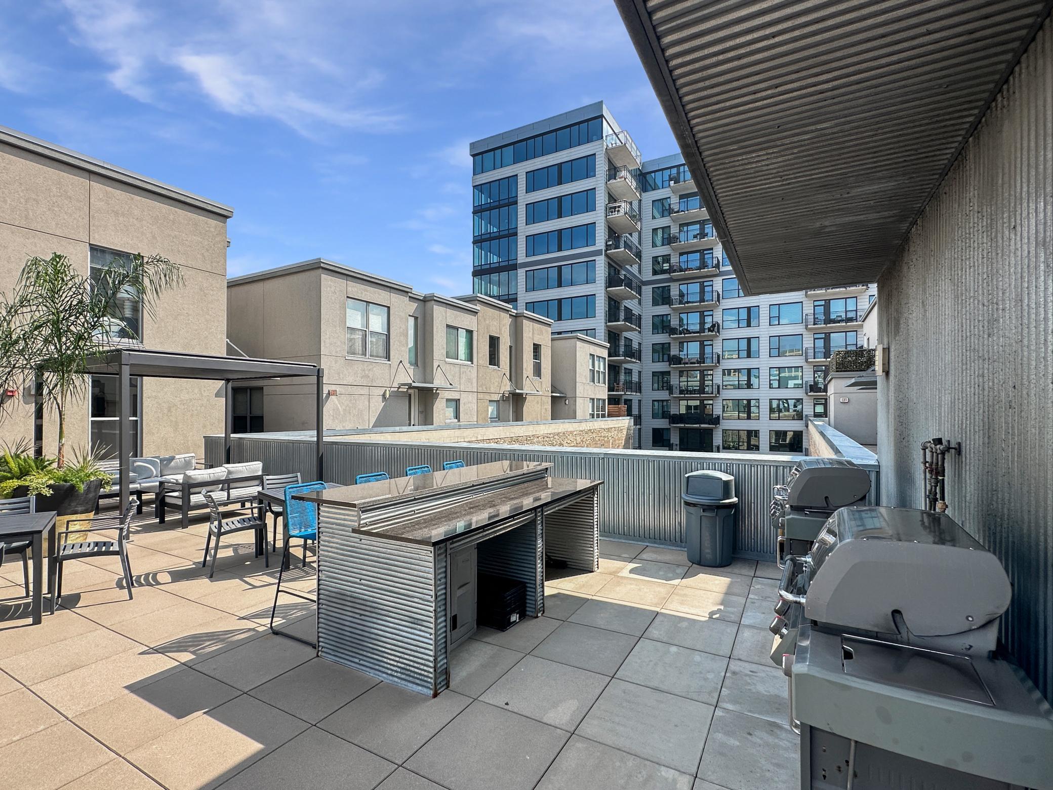 521 S 7th Street Unit: 416
