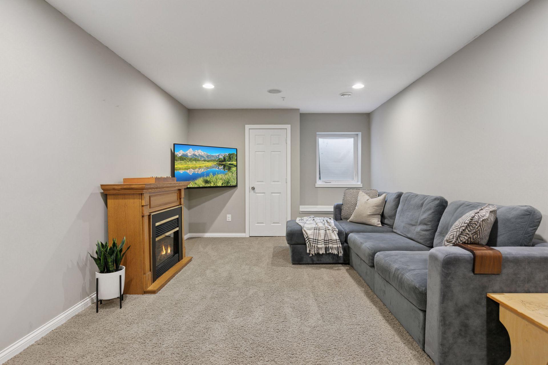 14937 Mustang Path