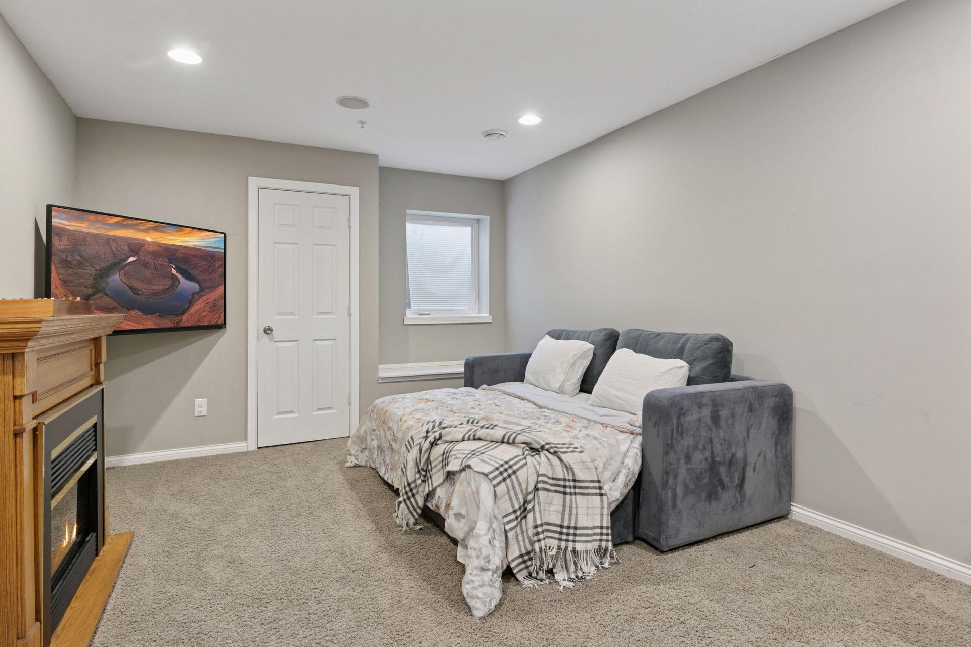 14937 Mustang Path