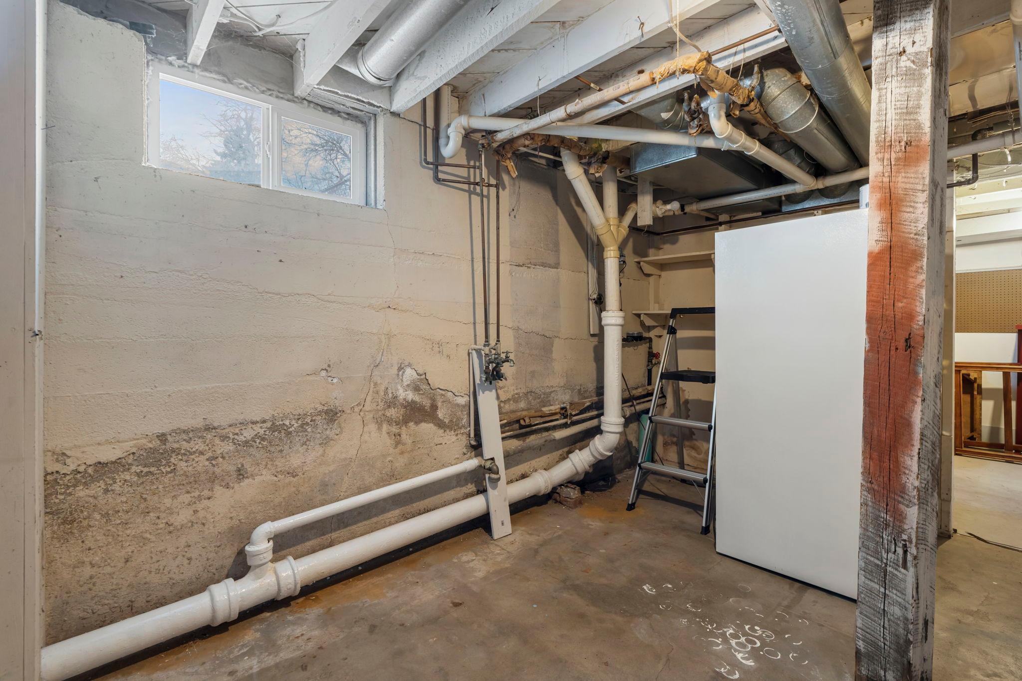 1011 Van Dyke Road NW