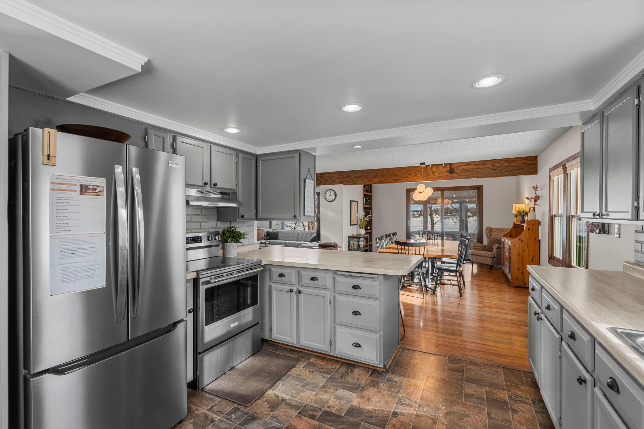 1011 Van Dyke Road NW