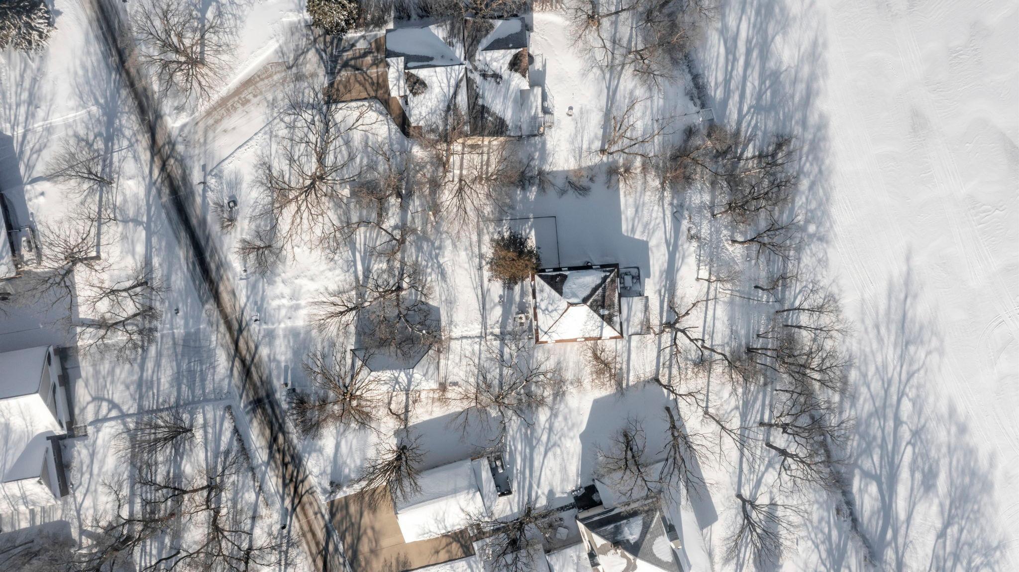 1011 Van Dyke Road NW