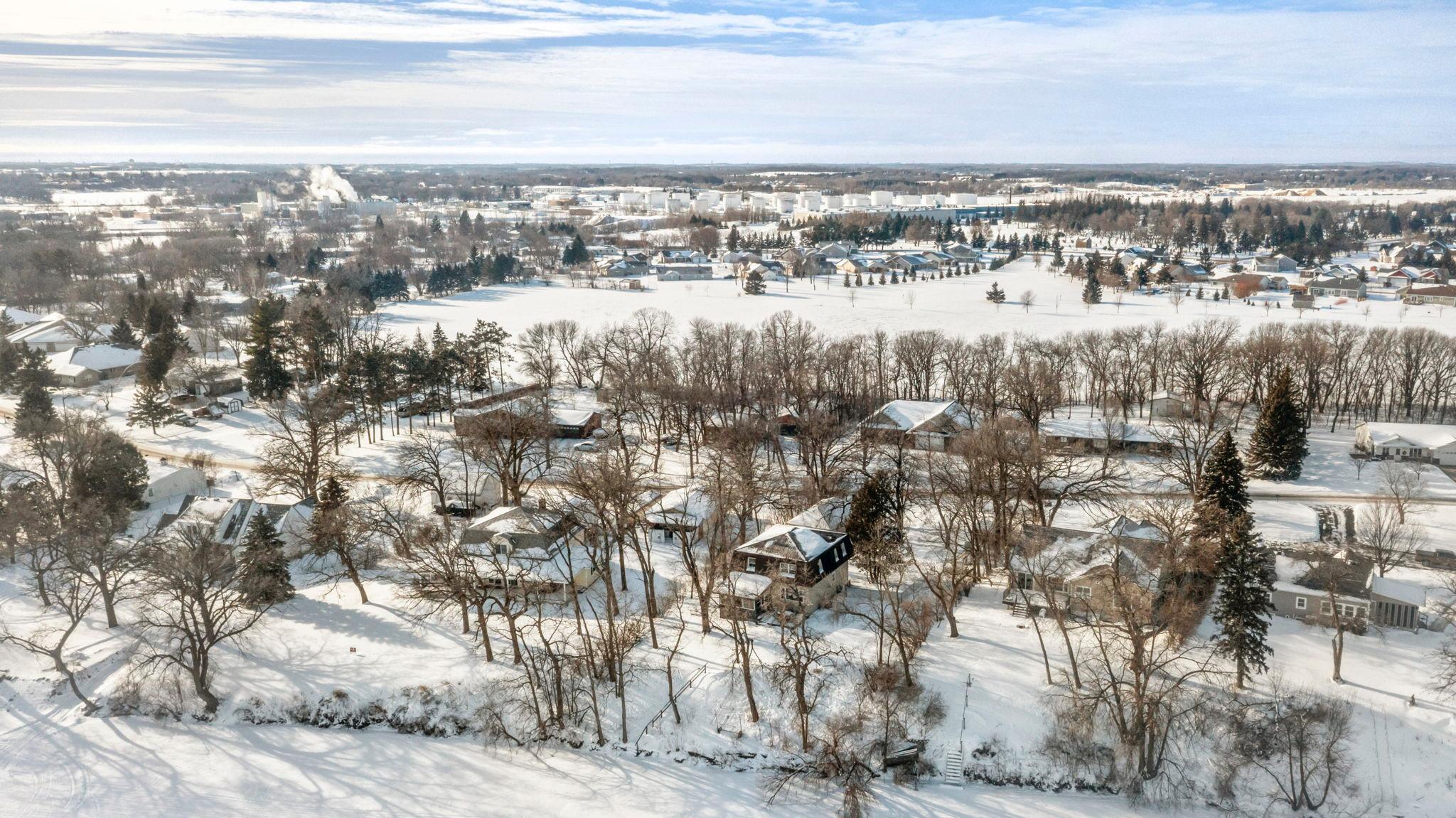 1011 Van Dyke Road NW