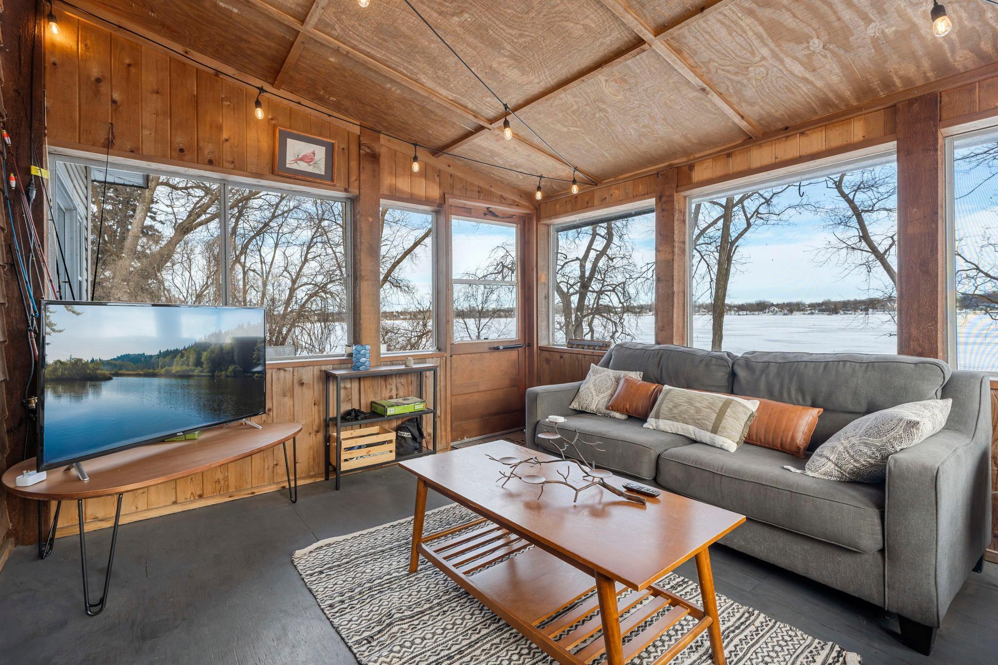 1011 Van Dyke Road NW