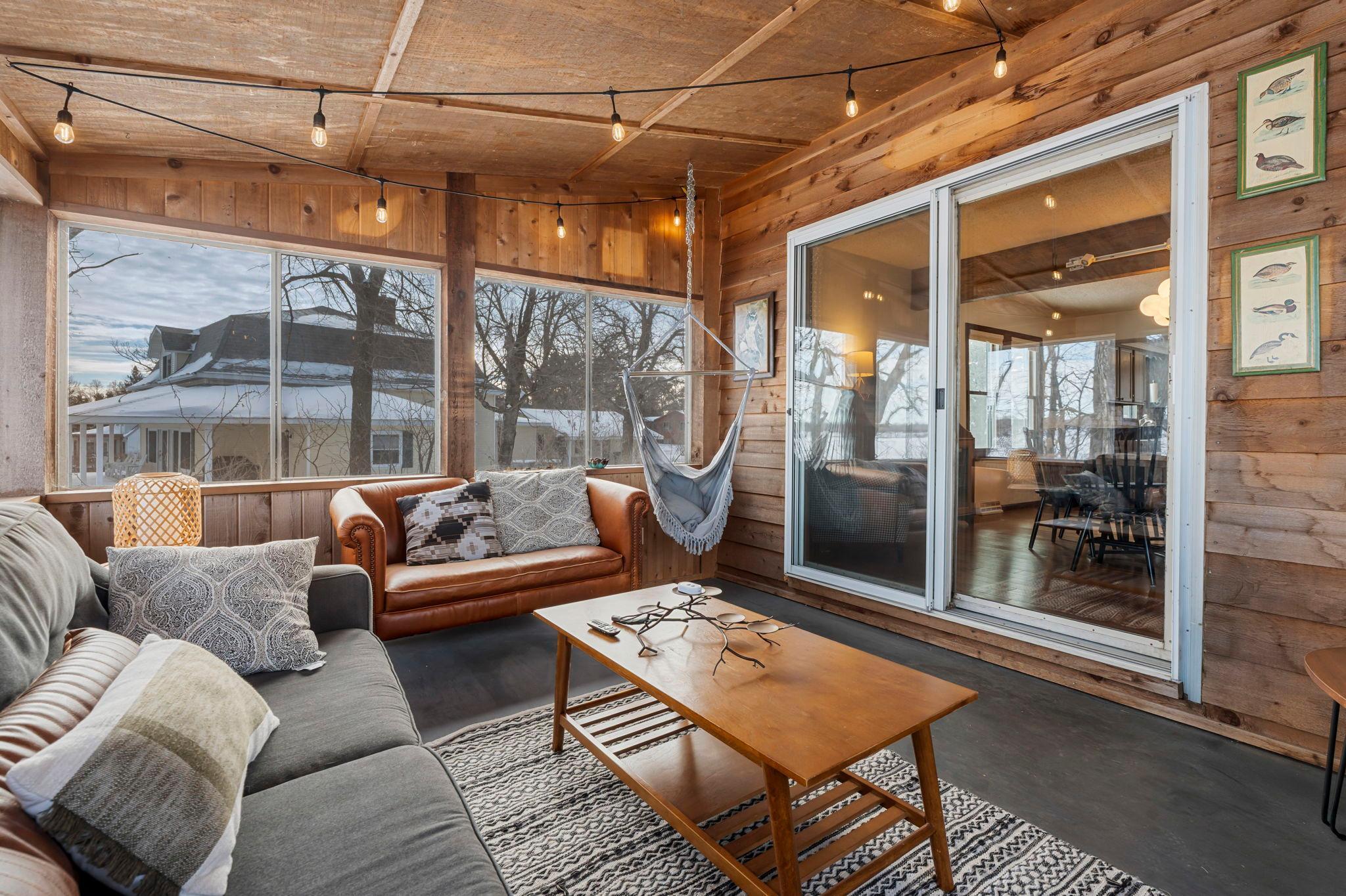 1011 Van Dyke Road NW